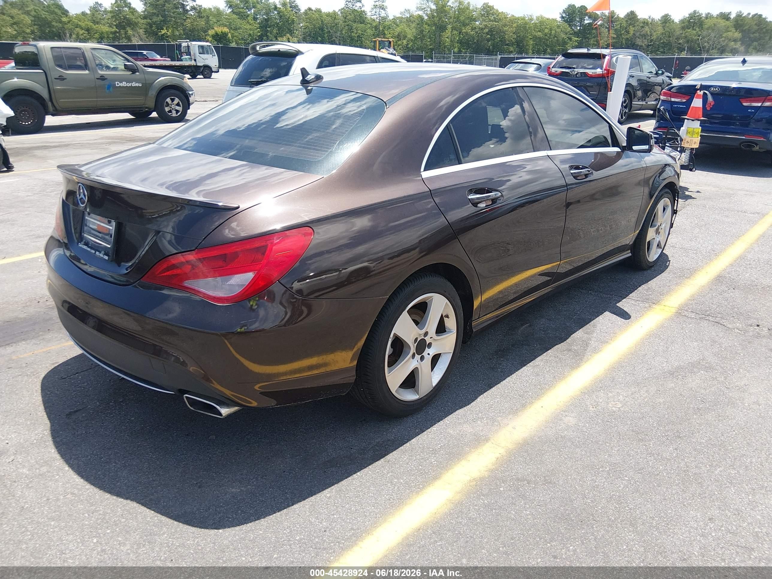 2015 Mercedes-benz Cla 250   Brown vin: WDDSJ4EB7FN210636