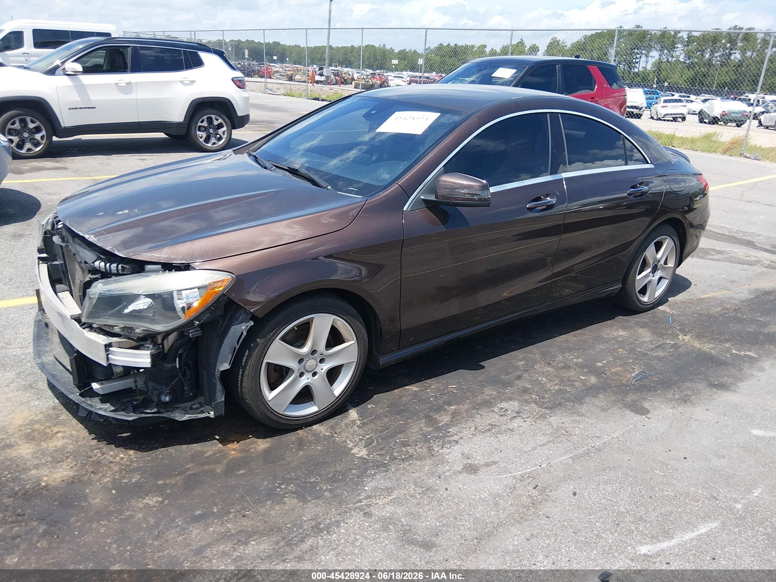 2015 Mercedes-benz Cla 250   Brown vin: WDDSJ4EB7FN210636