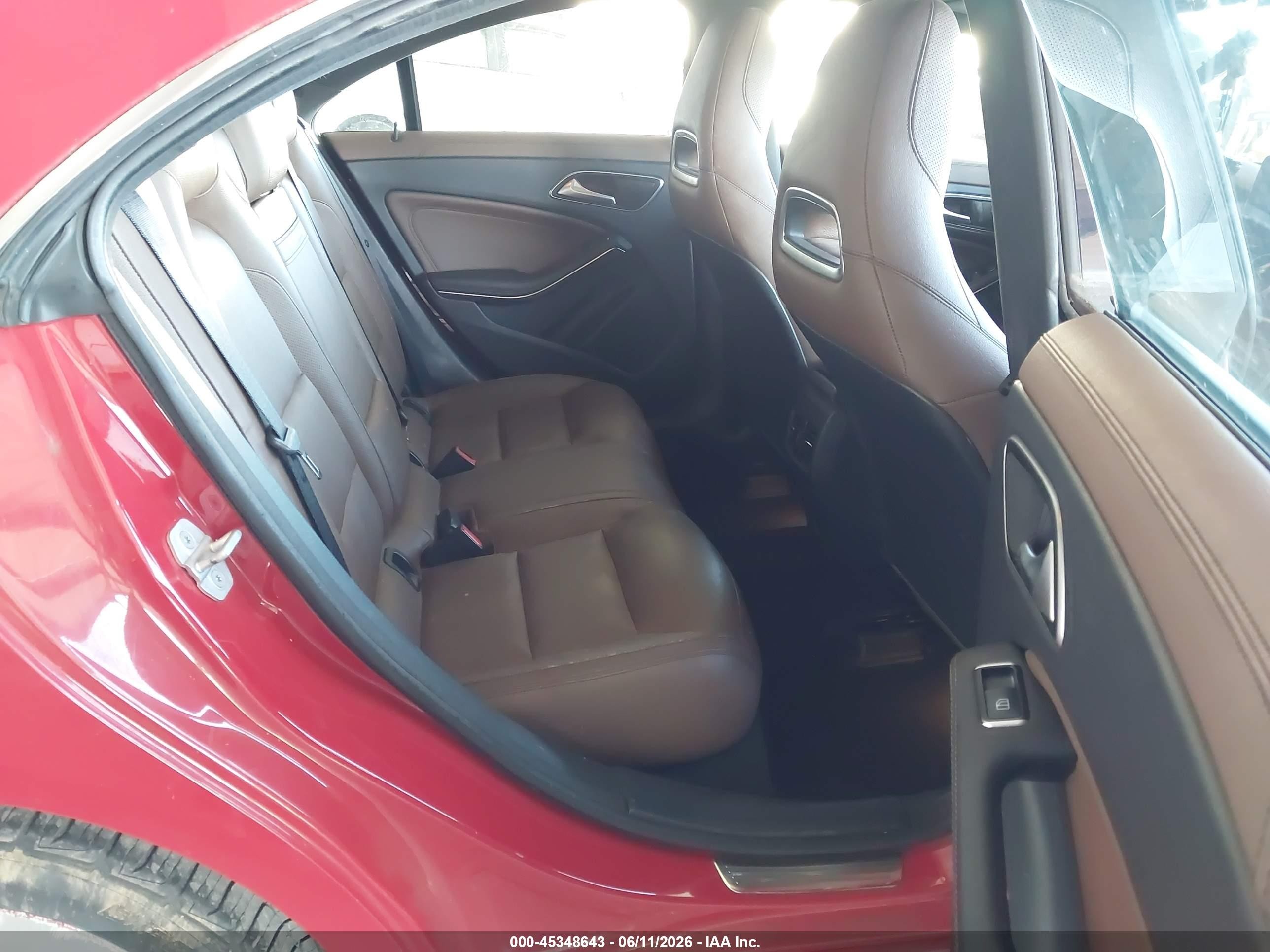 2015 Mercedes-benz Cla 250   Red vin: WDDSJ4EB7FN228683