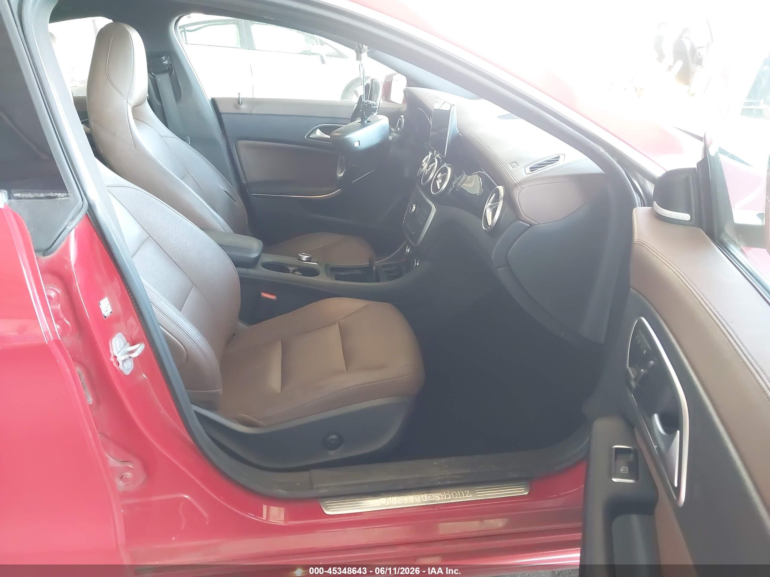 2015 Mercedes-benz Cla 250   Red vin: WDDSJ4EB7FN228683