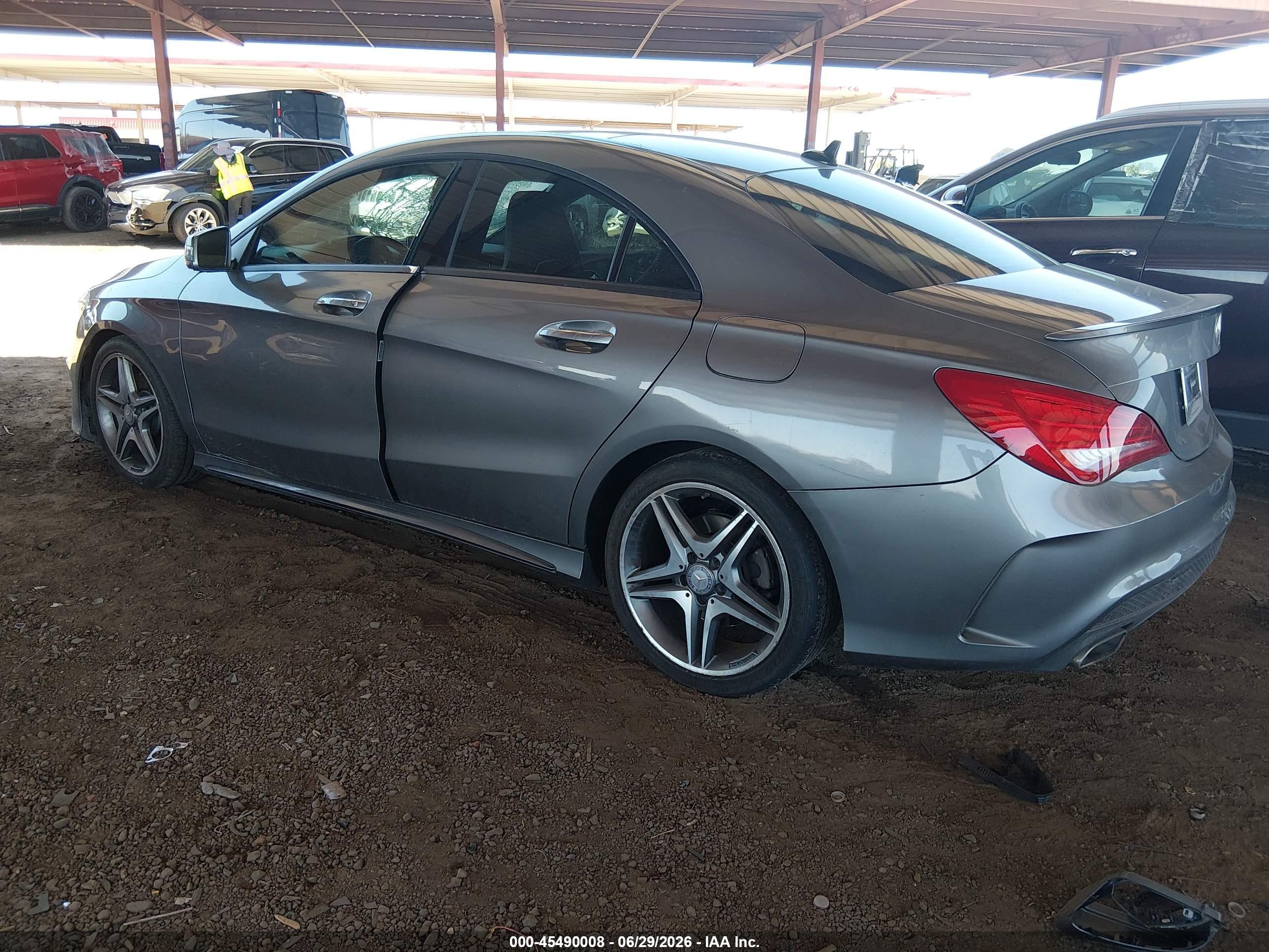 2015 Mercedes-benz Cla 250   Gray vin: WDDSJ4EB7FN271629