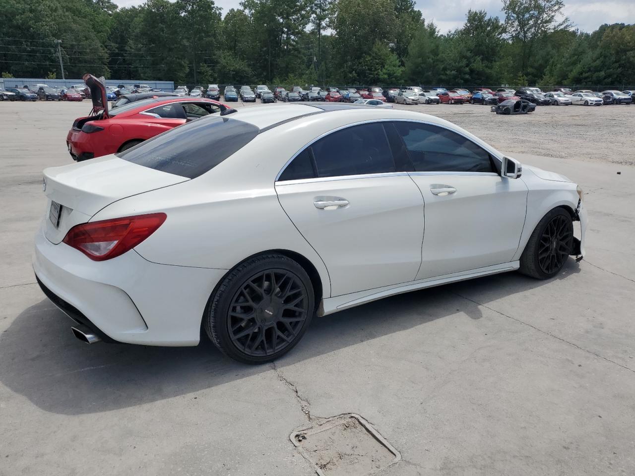 2015 Mercedes-benz Cla 250 Белый vin: WDDSJ4EB7FN283117