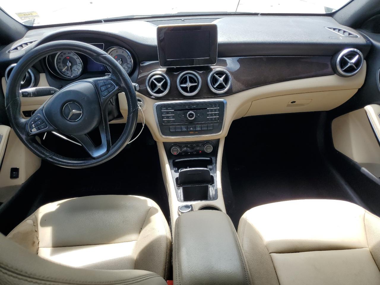 2015 Mercedes-benz Cla 250 Белый vin: WDDSJ4EB7FN283117