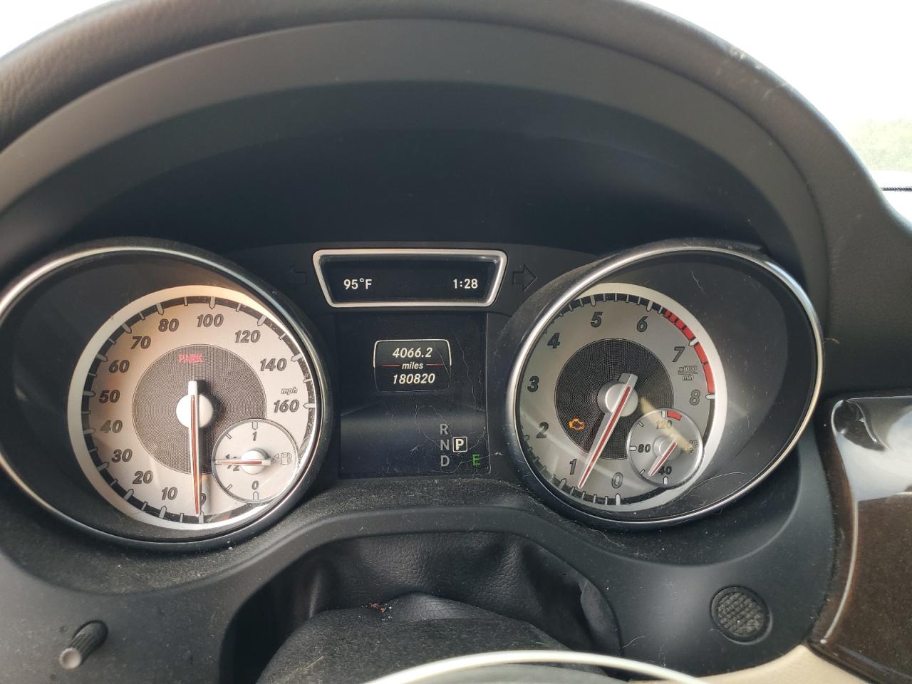 2015 Mercedes-benz Cla 250 Белый vin: WDDSJ4EB7FN283117