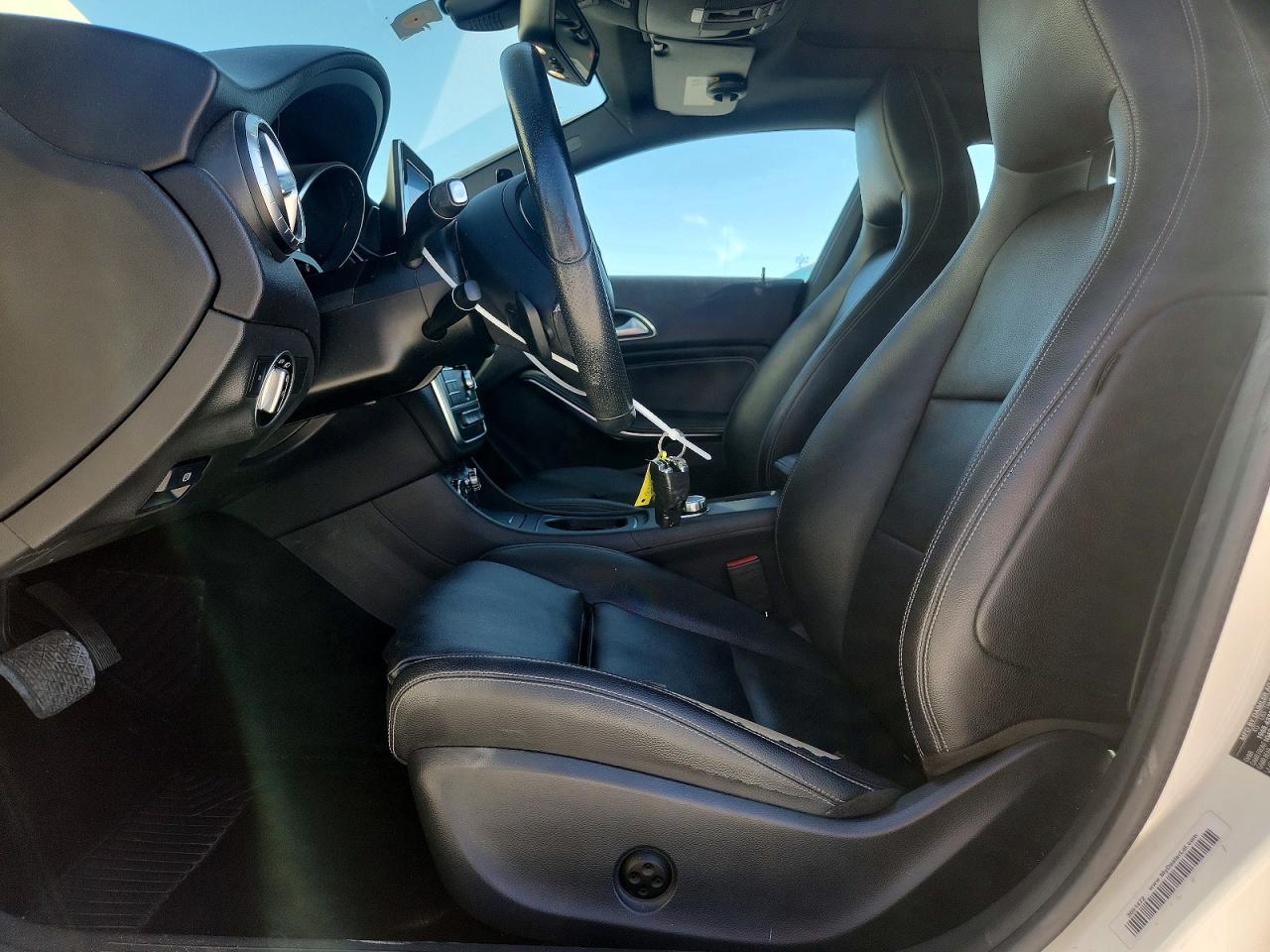 2016 Mercedes-benz Cla 250 White vin: WDDSJ4EB7GN379458