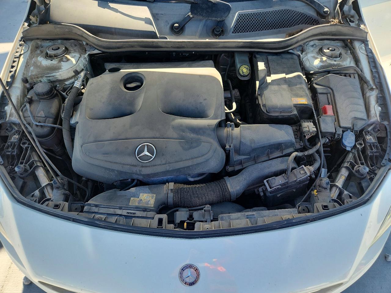 2016 Mercedes-benz Cla 250 White vin: WDDSJ4EB7GN379458