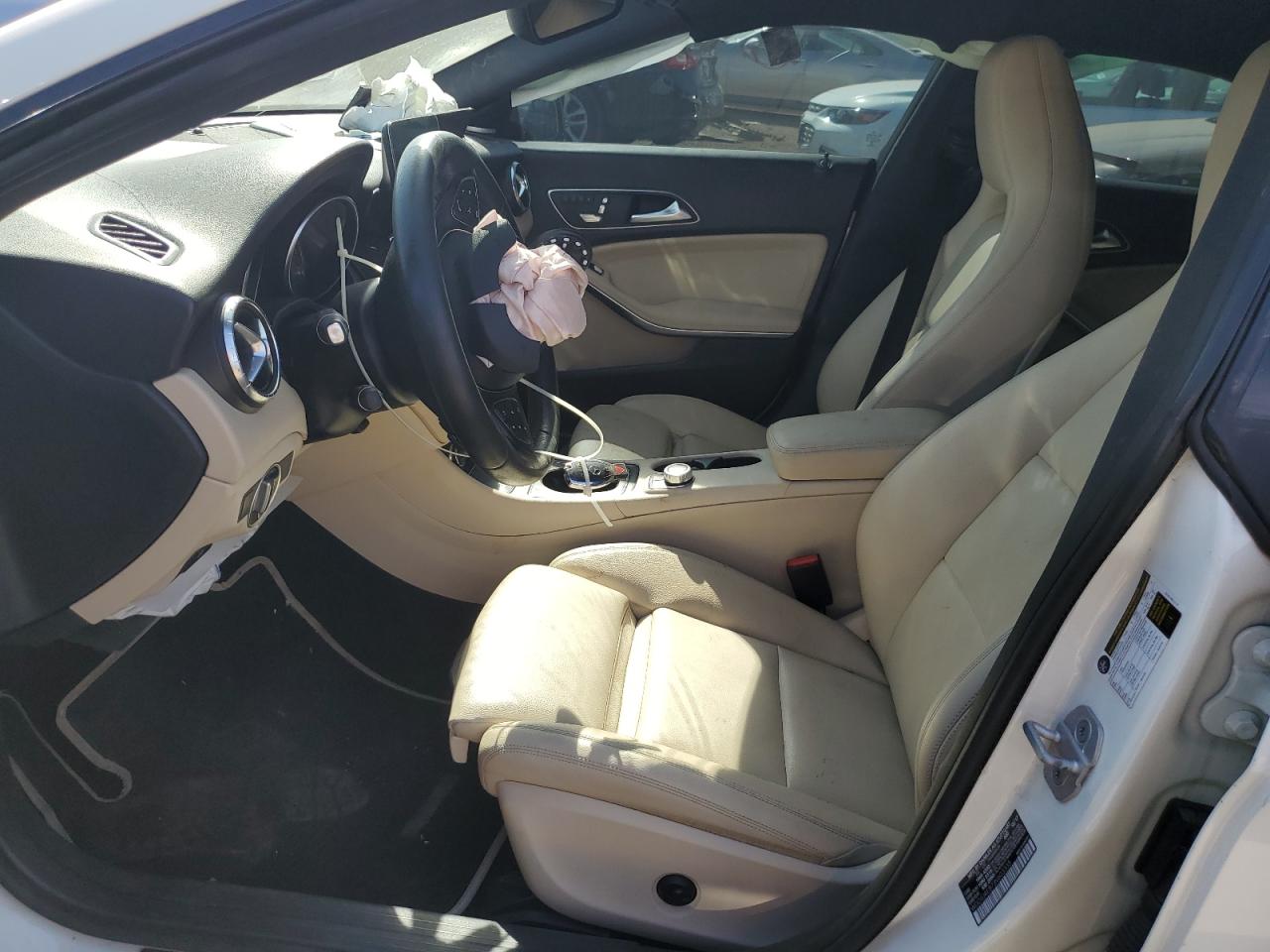 2018 Mercedes-benz Cla 250 White vin: WDDSJ4EB7JN603335