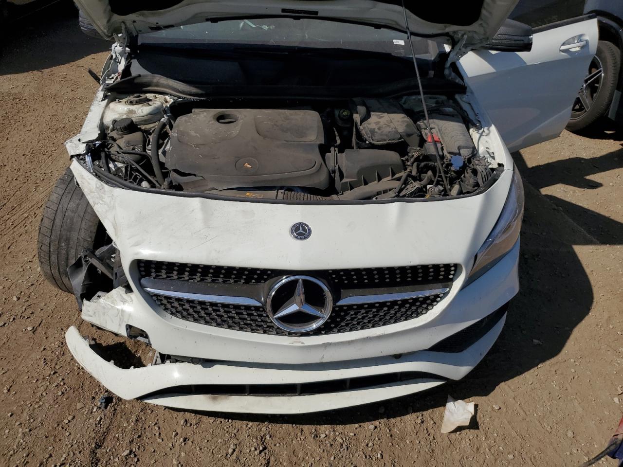 2018 Mercedes-benz Cla 250 White vin: WDDSJ4EB7JN603335