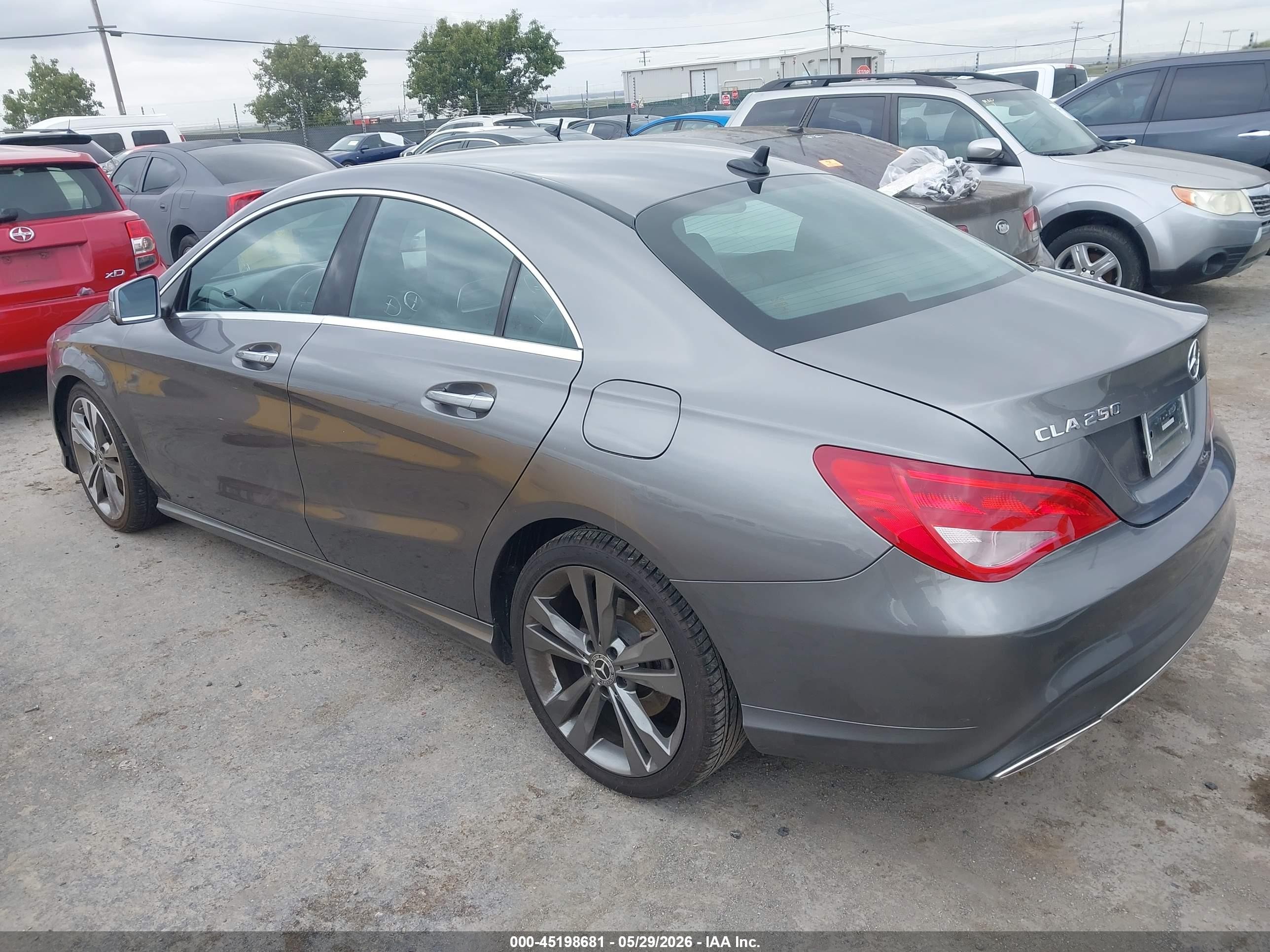 2019 Mercedes-benz Cla 250   Gray vin: WDDSJ4EB7KN699534