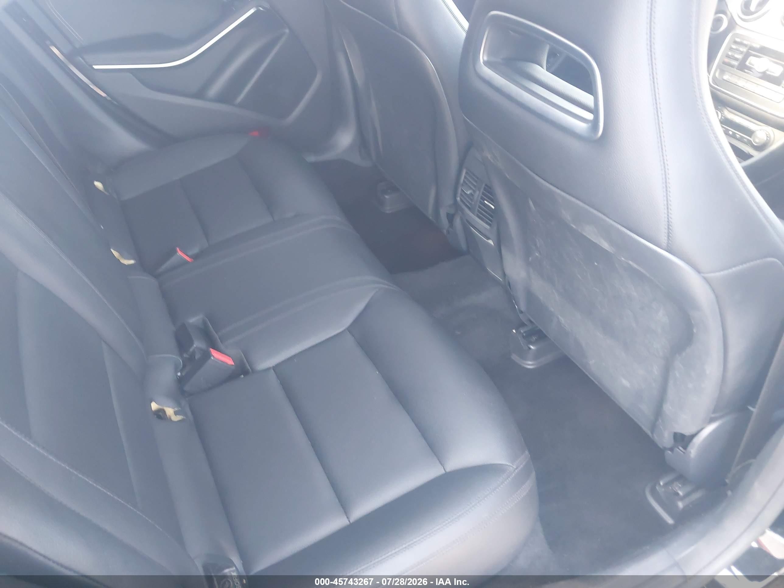 2014 Mercedes-benz Cla 250   Black vin: WDDSJ4EB8EN035148