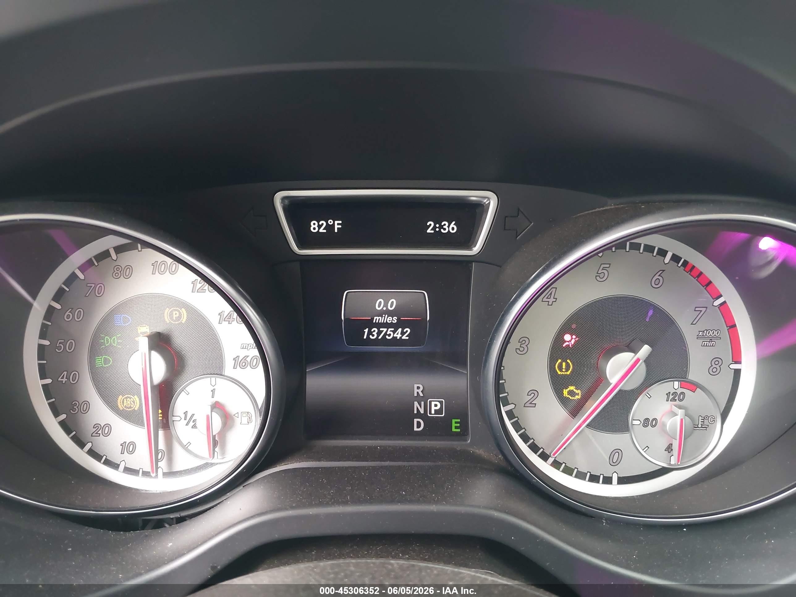 2014 Mercedes-benz Cla 250   Silver vin: WDDSJ4EB8EN038292