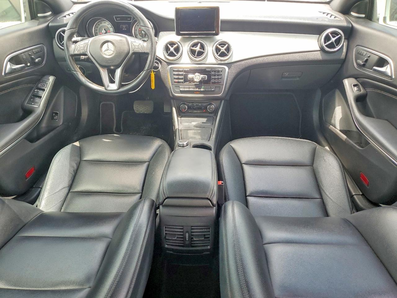 2014 Mercedes-benz Cla 250 White vin: WDDSJ4EB8EN048594