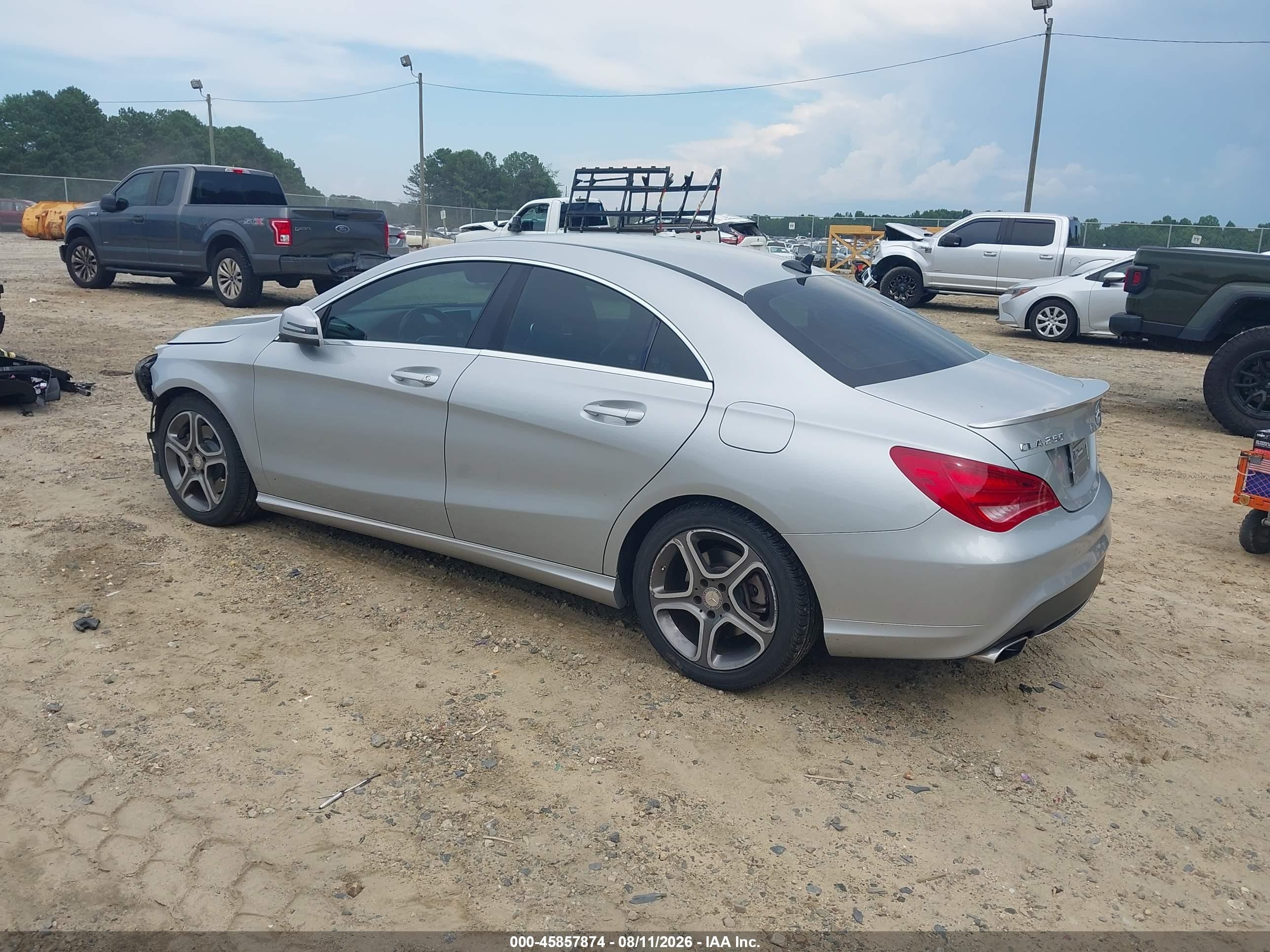 2014 Mercedes-benz Cla 250 Silver vin: WDDSJ4EB8EN049079
