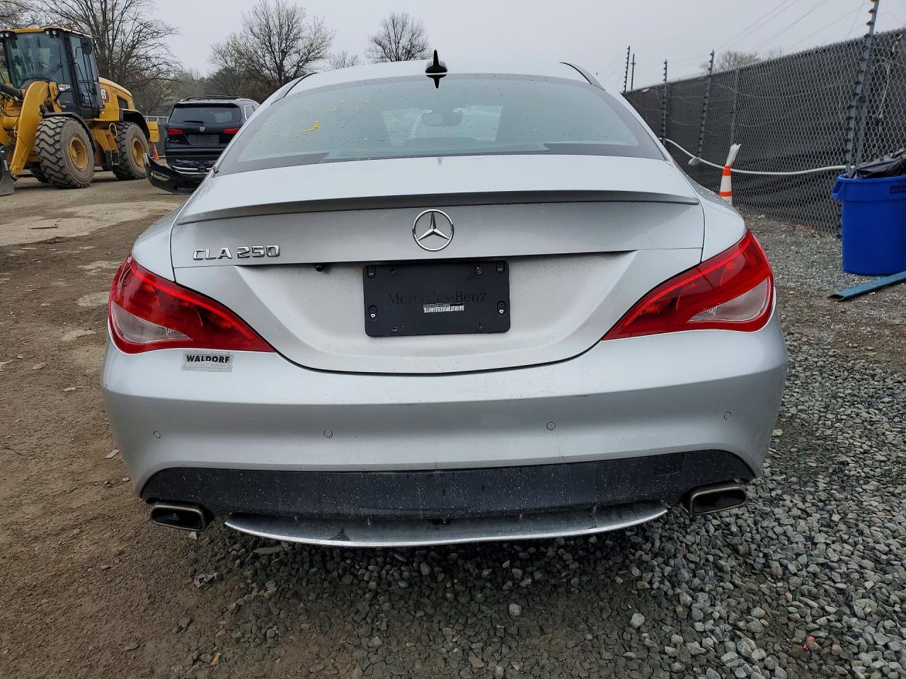 2014 Mercedes-benz Cla 250 Silver vin: WDDSJ4EB8EN049261