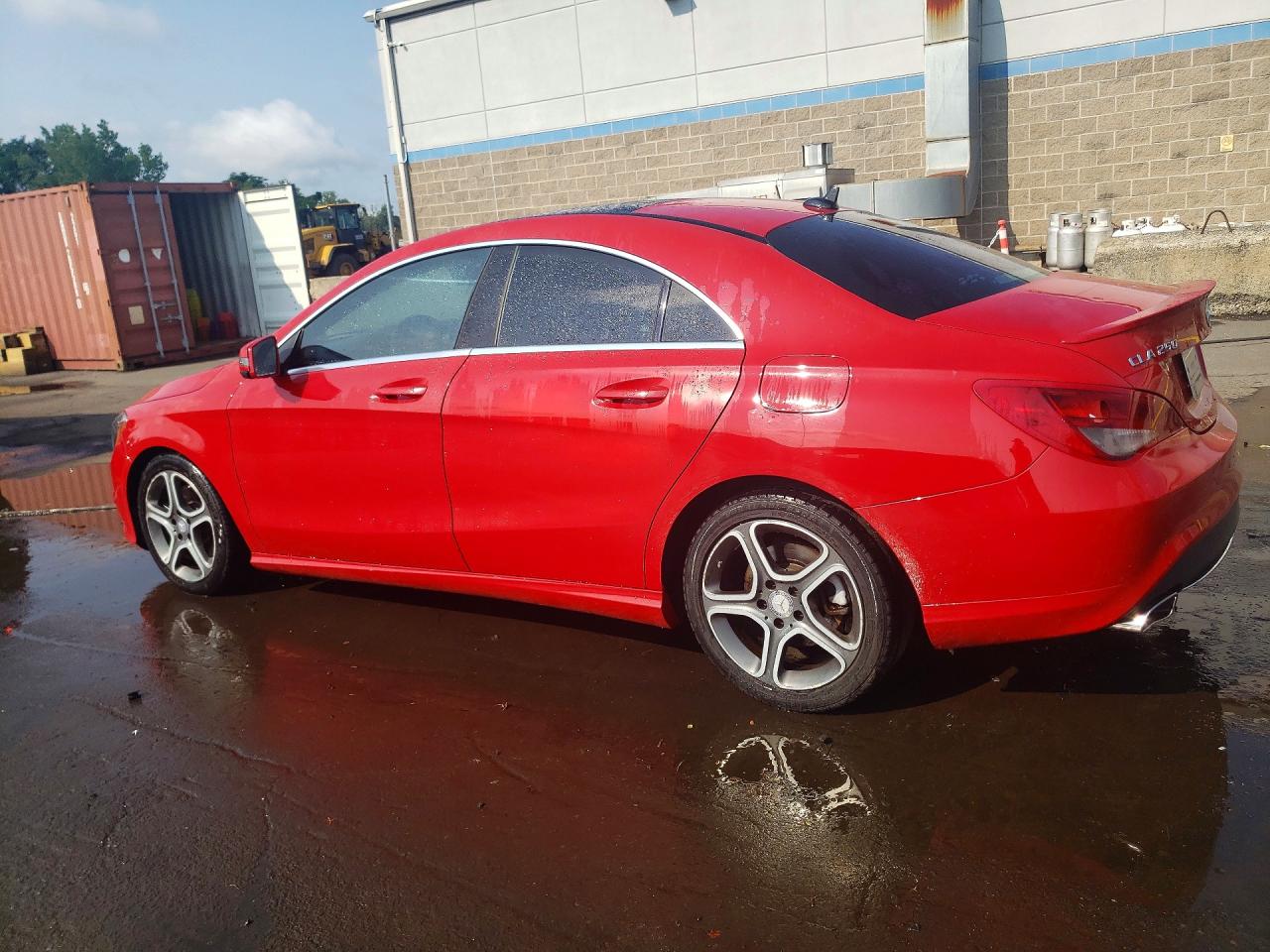 2014 Mercedes-benz Cla 250 Red vin: WDDSJ4EB8EN104002