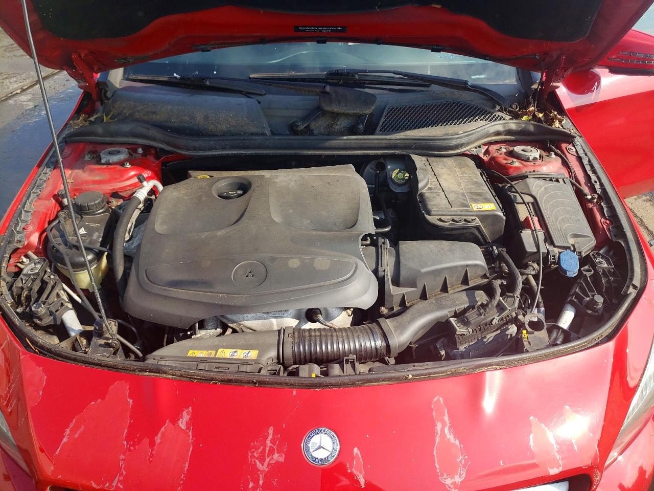 2014 Mercedes-benz Cla 250 Red vin: WDDSJ4EB8EN104002