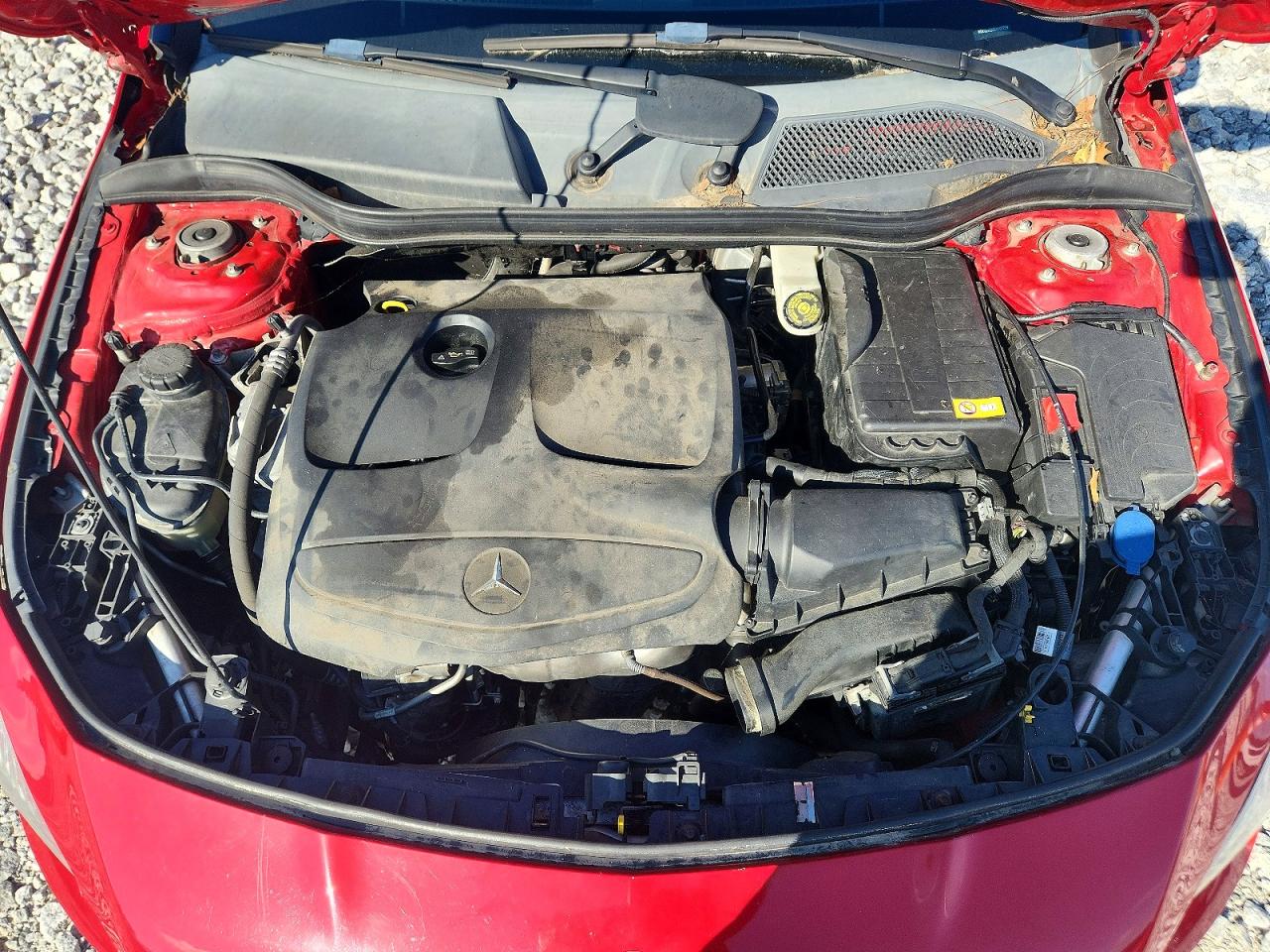 2014 Mercedes-benz Cla 250 Red vin: WDDSJ4EB8EN107739