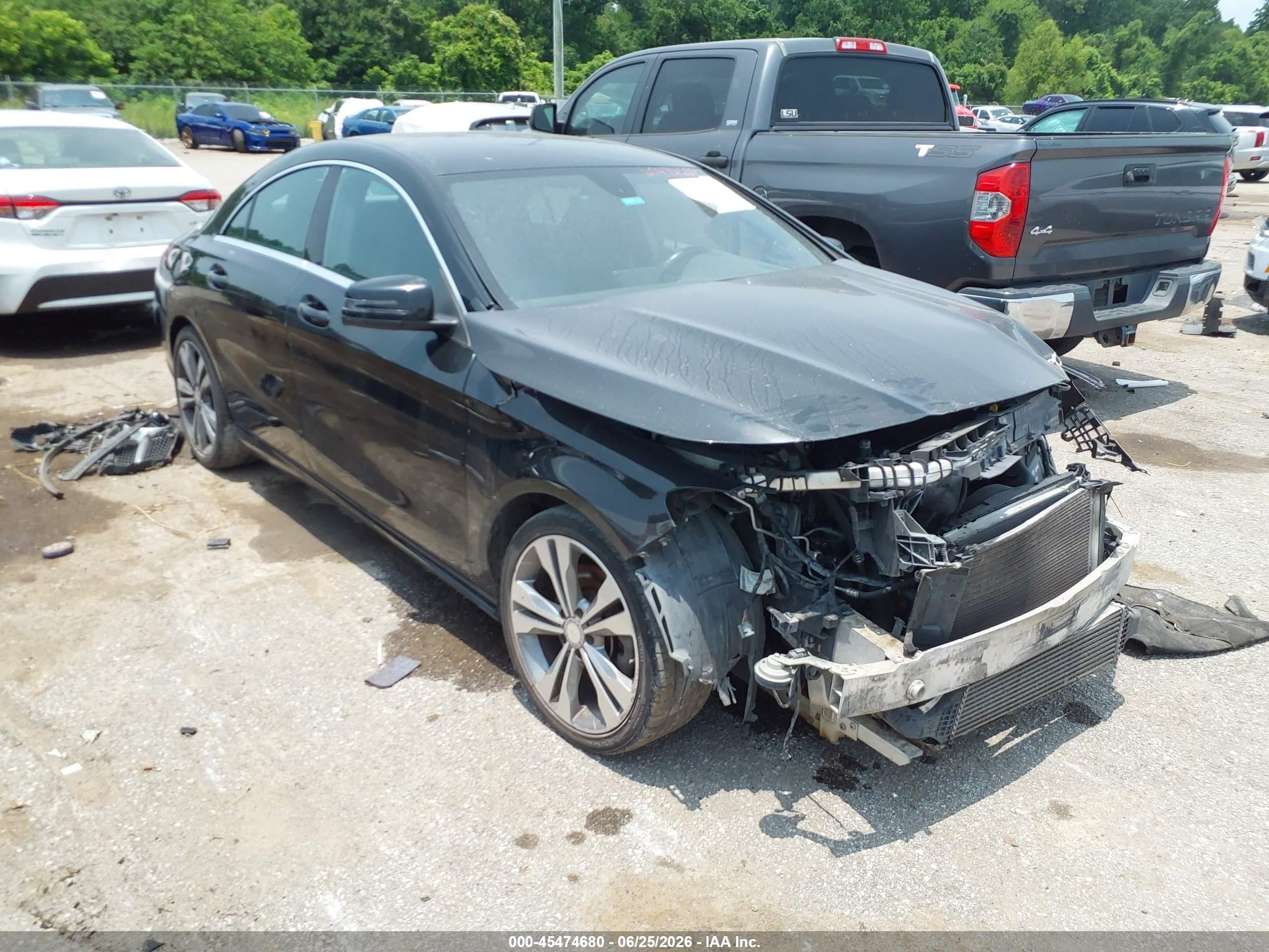 2014 Mercedes-benz Cla 250   Black vin: WDDSJ4EB8EN109734