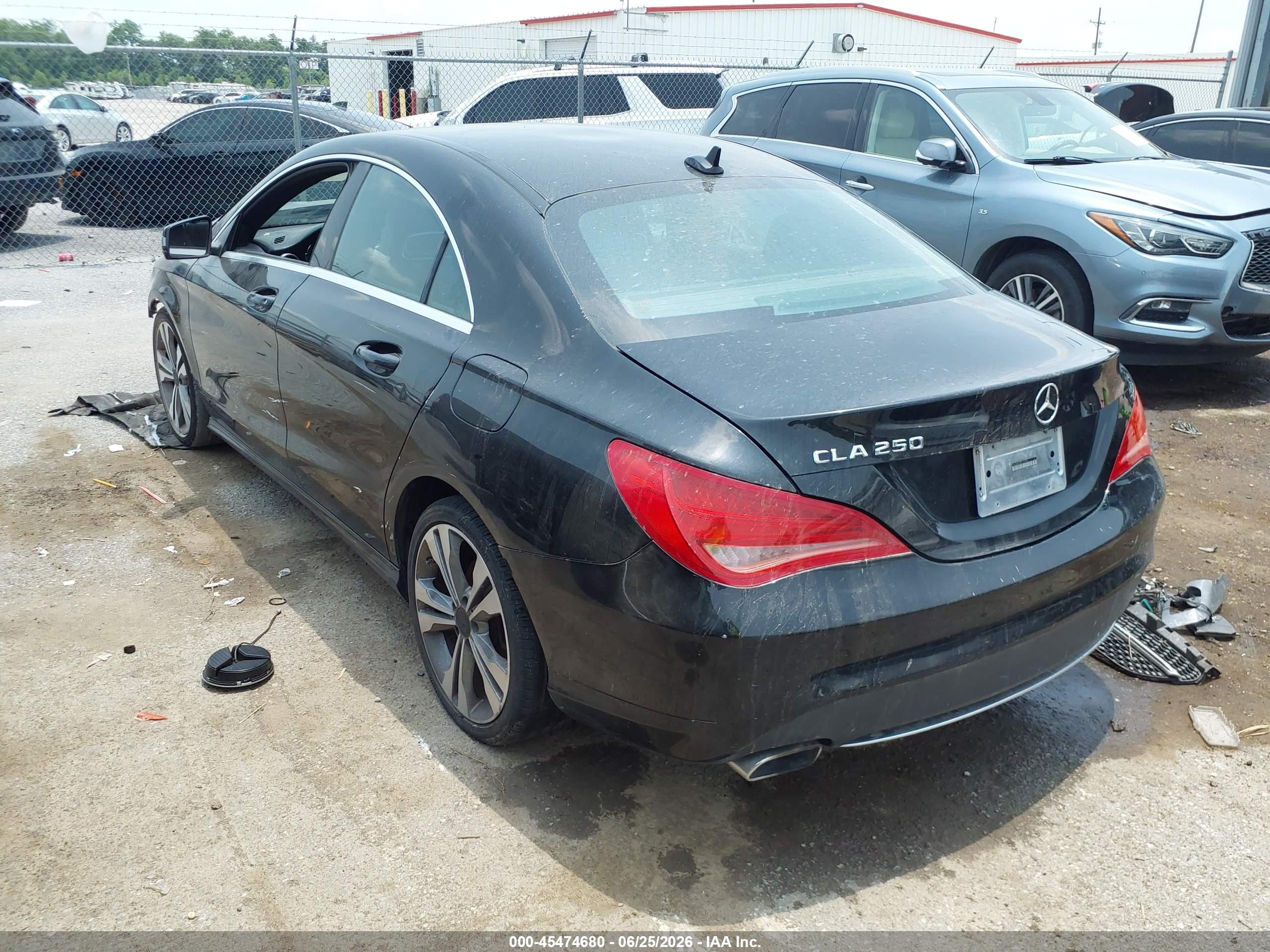 2014 Mercedes-benz Cla 250   Black vin: WDDSJ4EB8EN109734