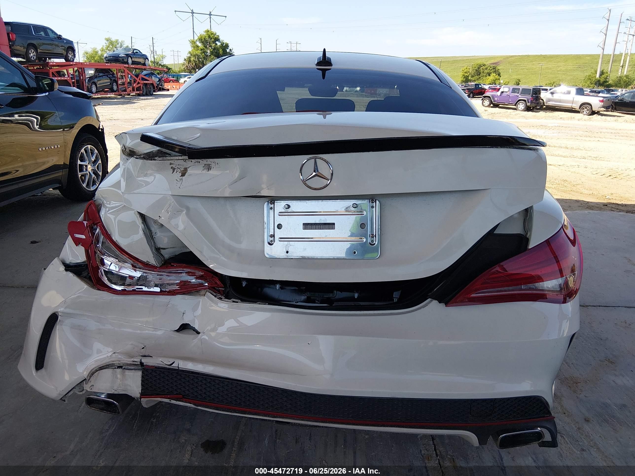 2015 Mercedes-benz Cla 250   White vin: WDDSJ4EB8FN162452