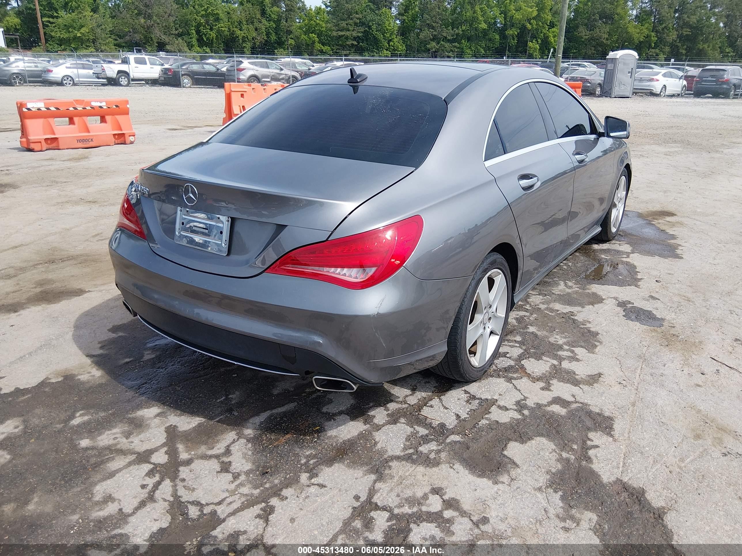 2015 Mercedes-benz Cla 250   Gray vin: WDDSJ4EB8FN162791