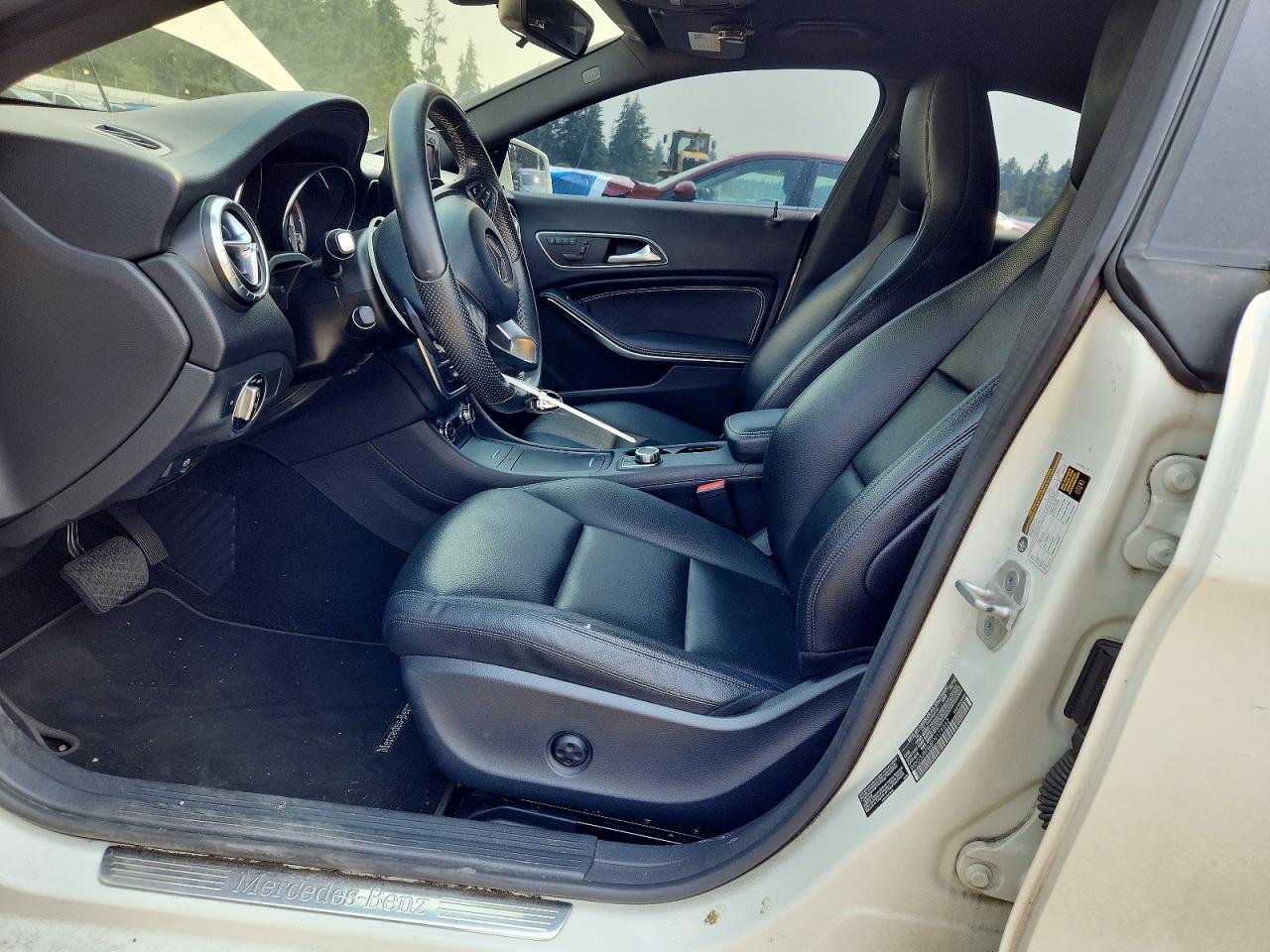 2015 Mercedes-benz Cla 250 White vin: WDDSJ4EB8FN176562
