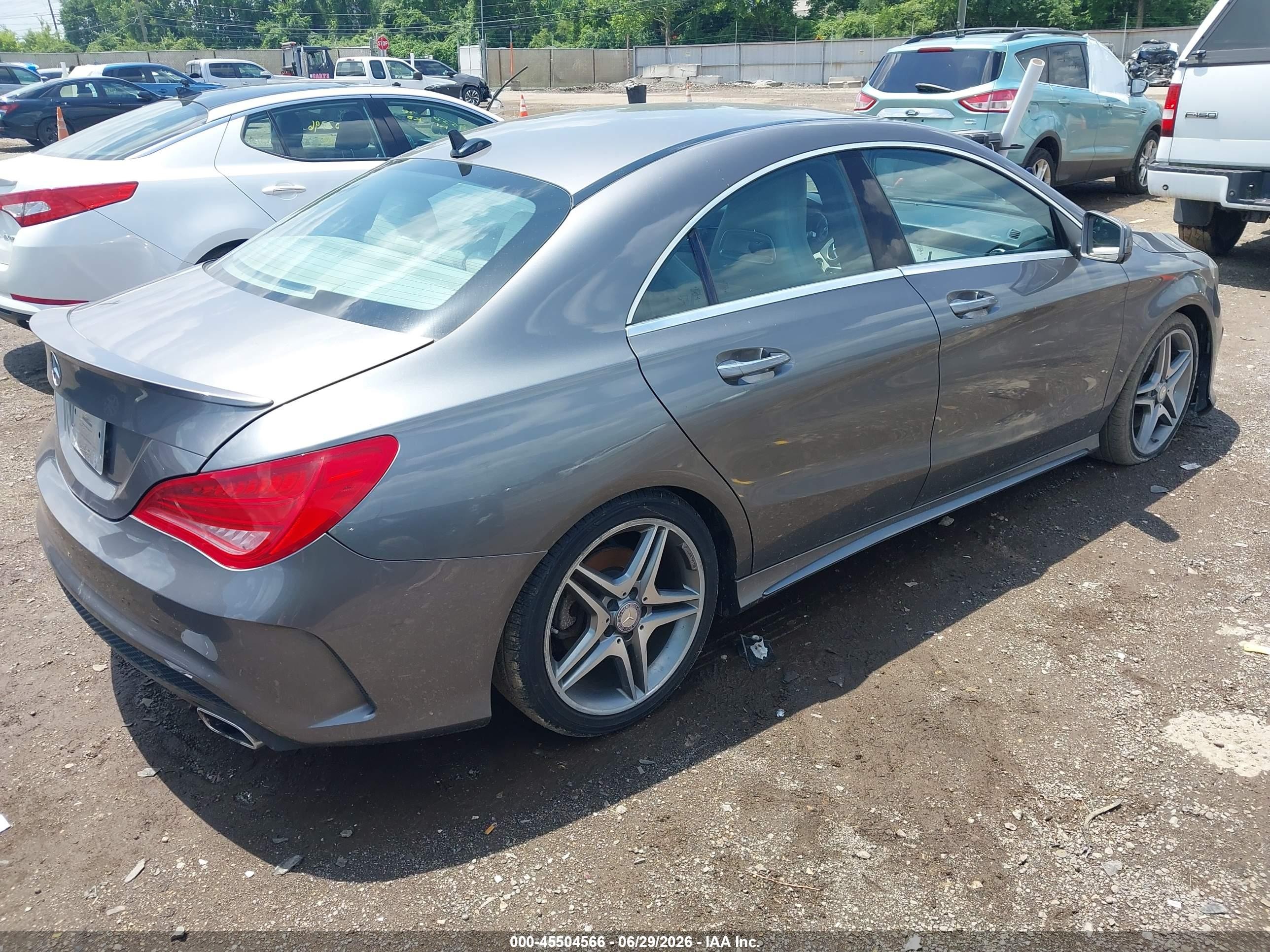 2015 Mercedes-benz Cla 250   Gray vin: WDDSJ4EB8FN184595