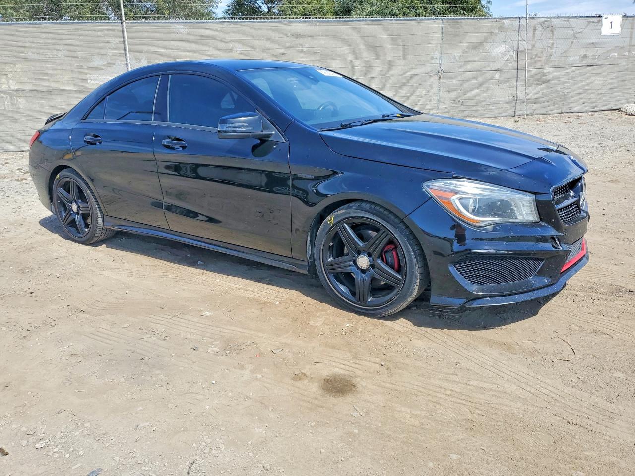 2015 Mercedes-benz Cla 250 Black vin: WDDSJ4EB8FN192552