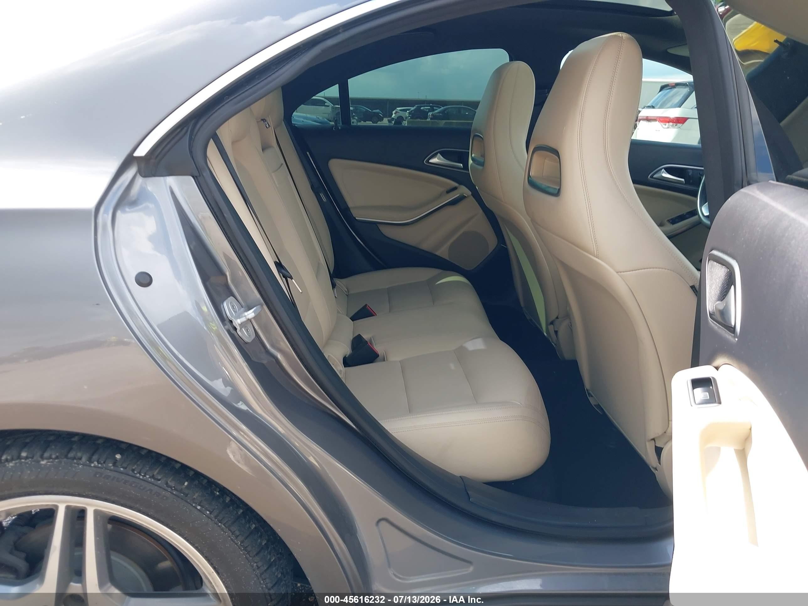 2015 Mercedes-benz Cla 250 Gray vin: WDDSJ4EB8FN205364