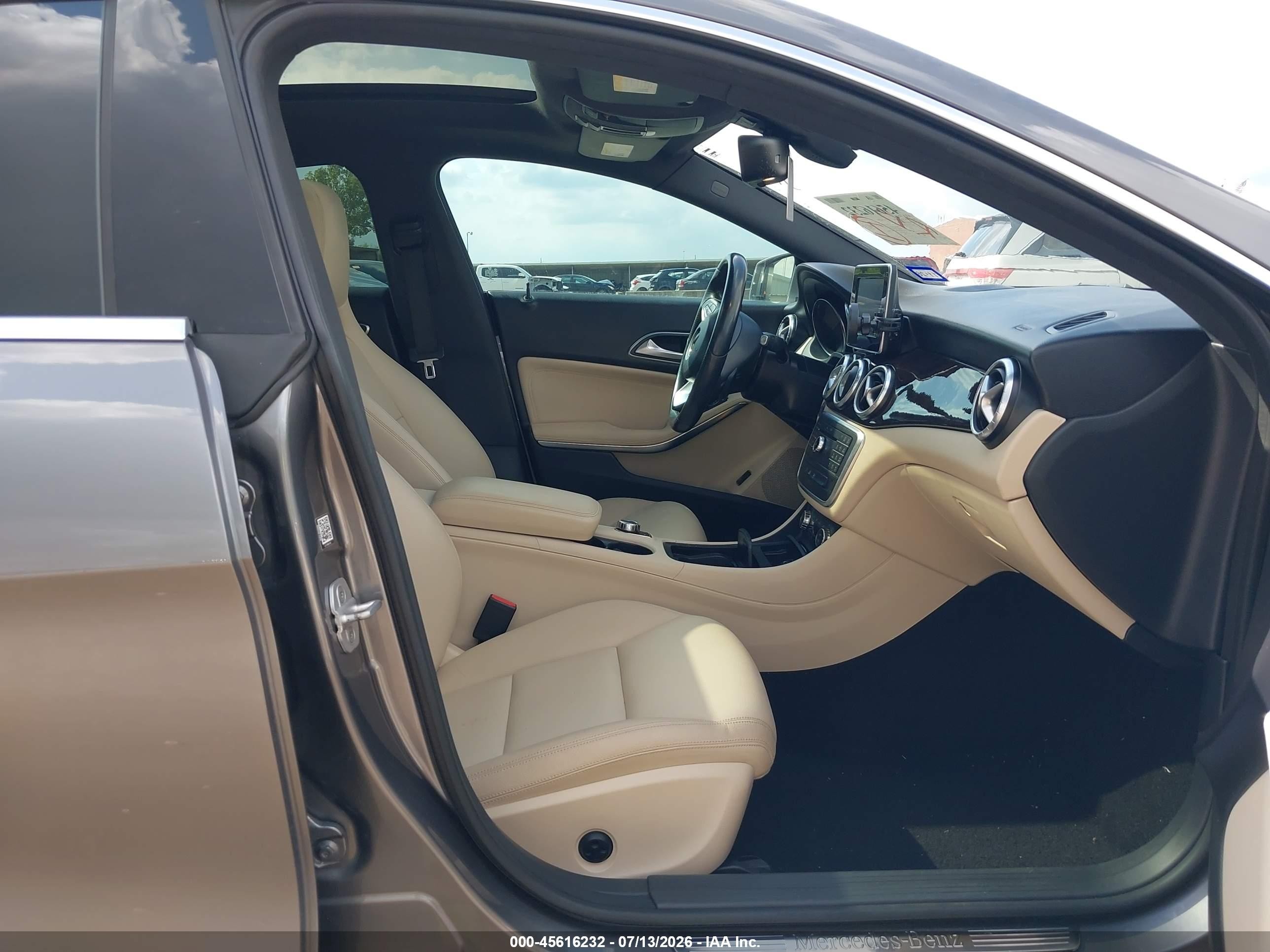 2015 Mercedes-benz Cla 250 Gray vin: WDDSJ4EB8FN205364