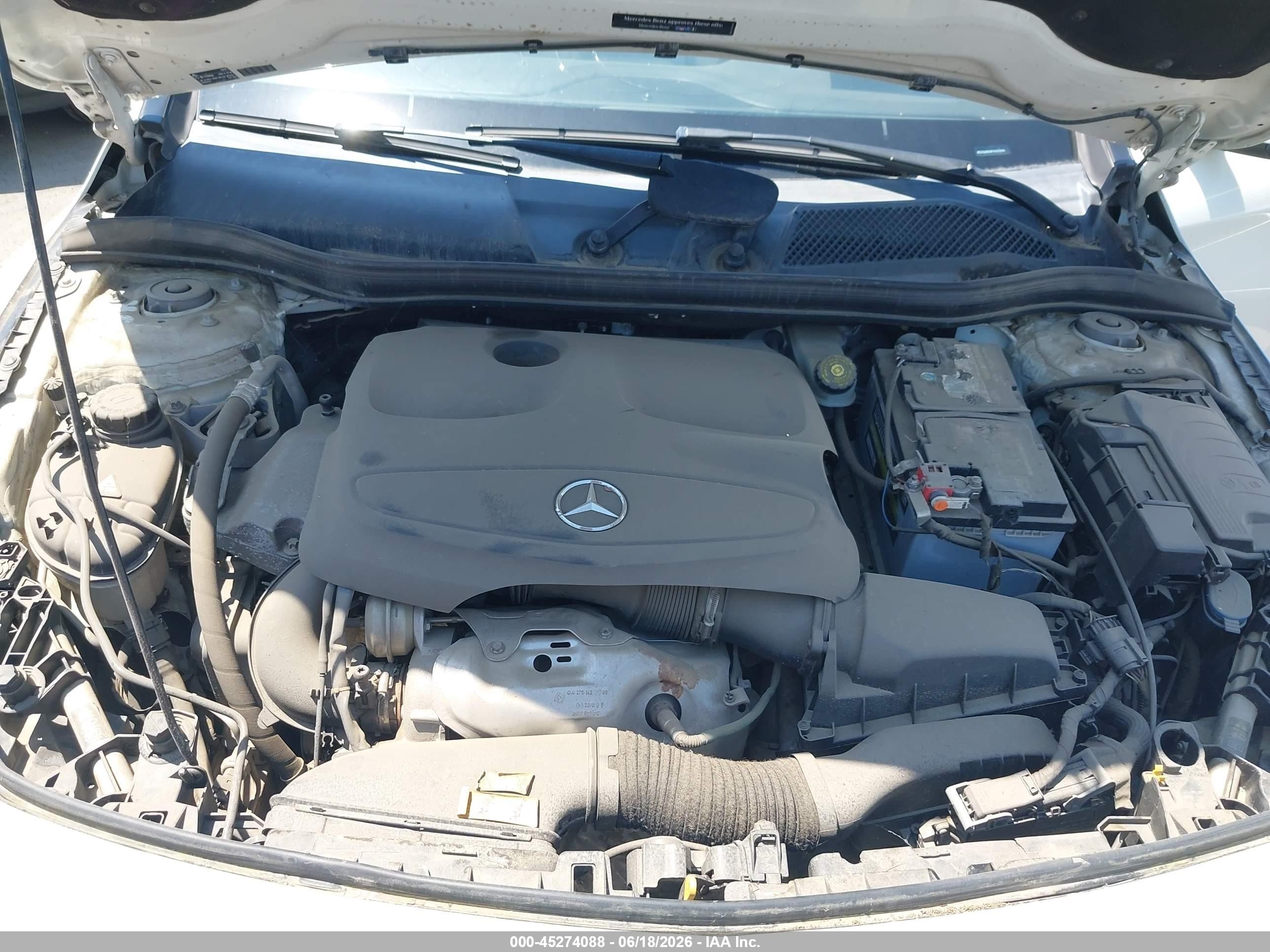 2015 Mercedes-benz Cla 250   Белый vin: WDDSJ4EB8FN205543