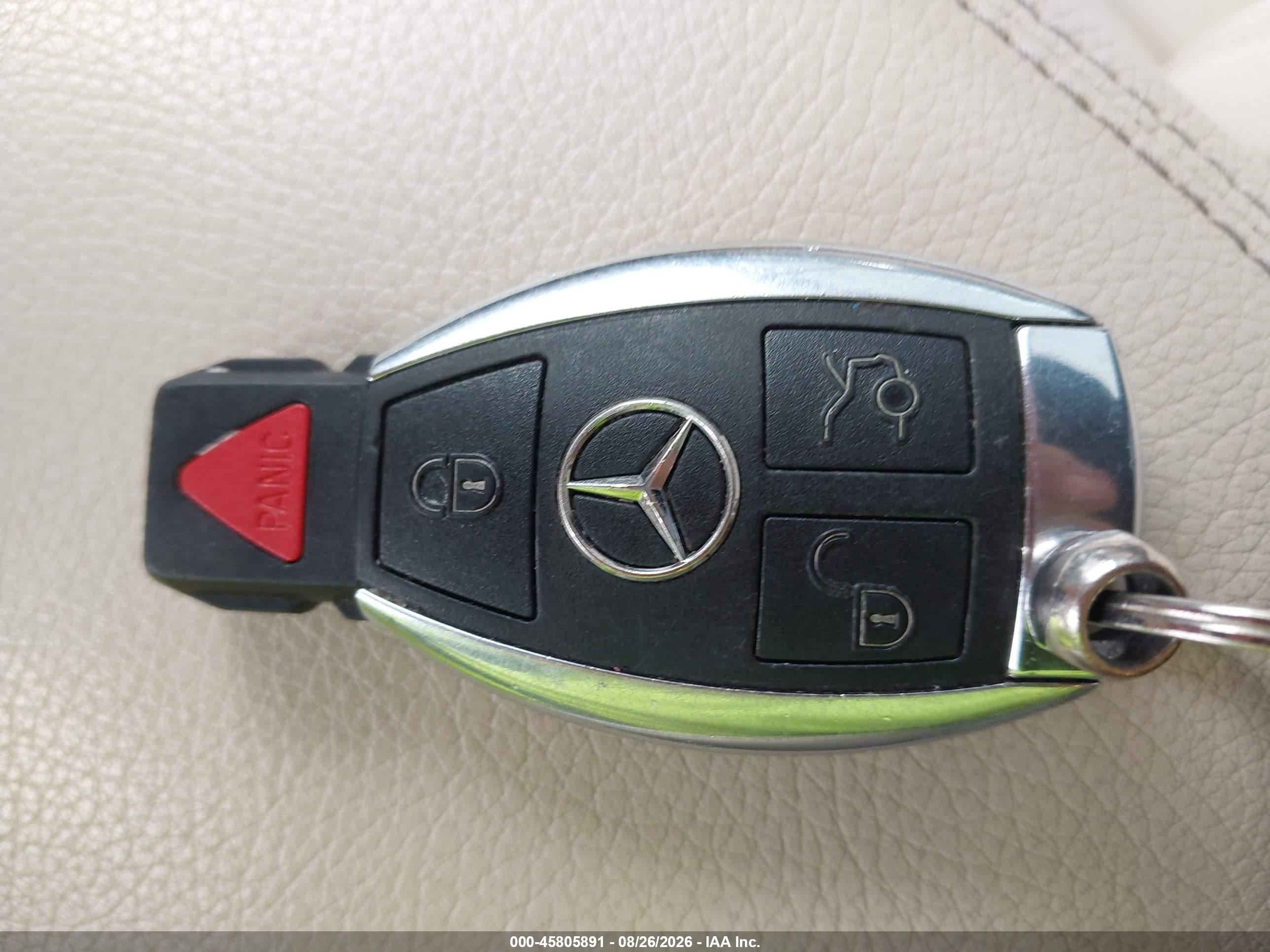 2015 Mercedes-benz Cla 250   White vin: WDDSJ4EB8FN239837