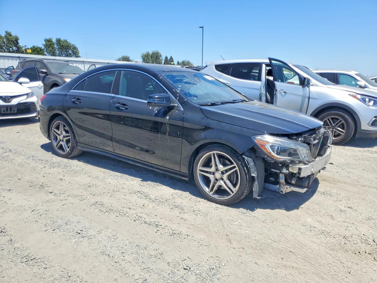 2015 Mercedes-benz Cla 250 Black vin: WDDSJ4EB8FN250000