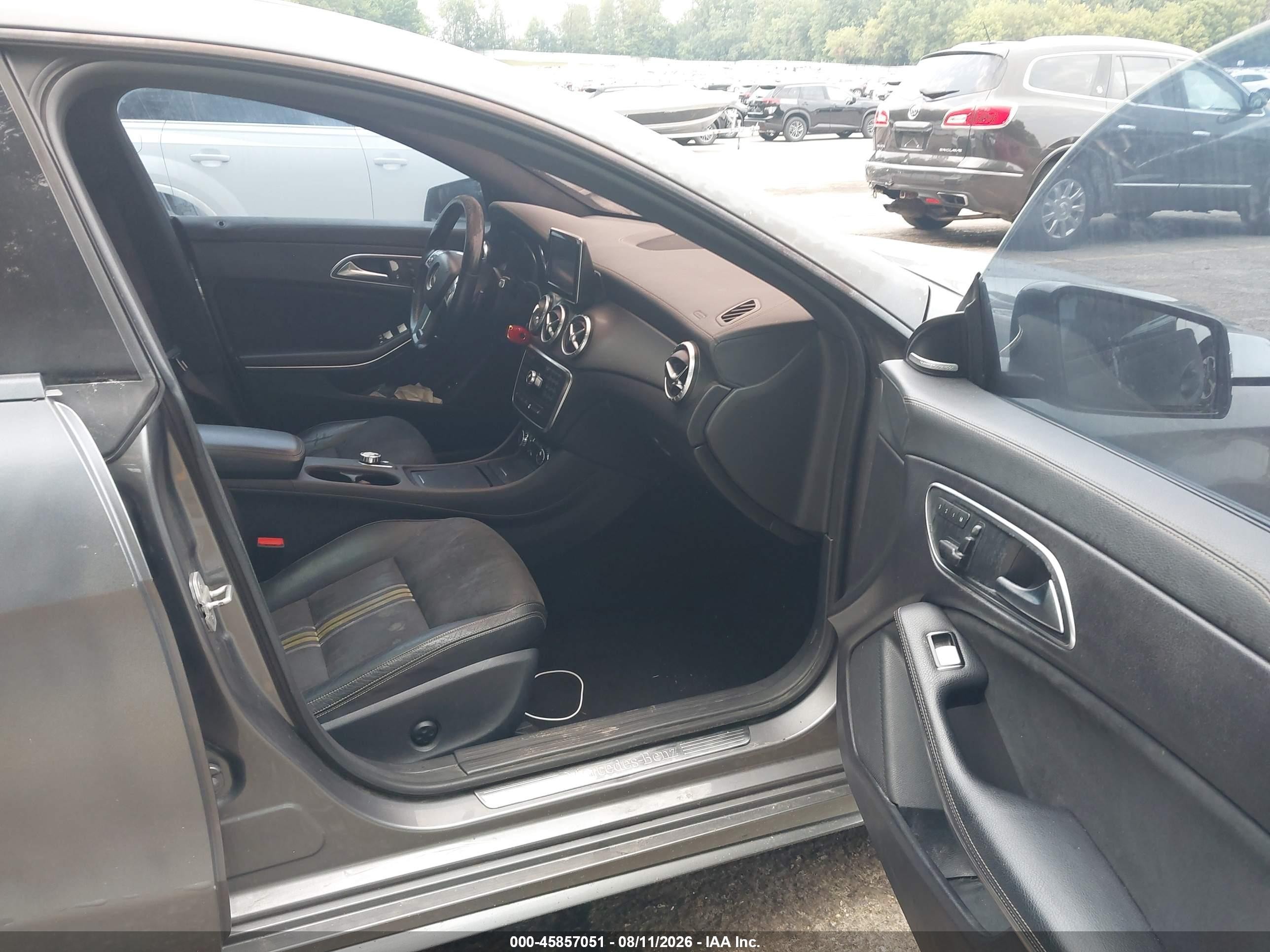 2014 Mercedes-benz Cla 250   Silver vin: WDDSJ4EB9EN028371