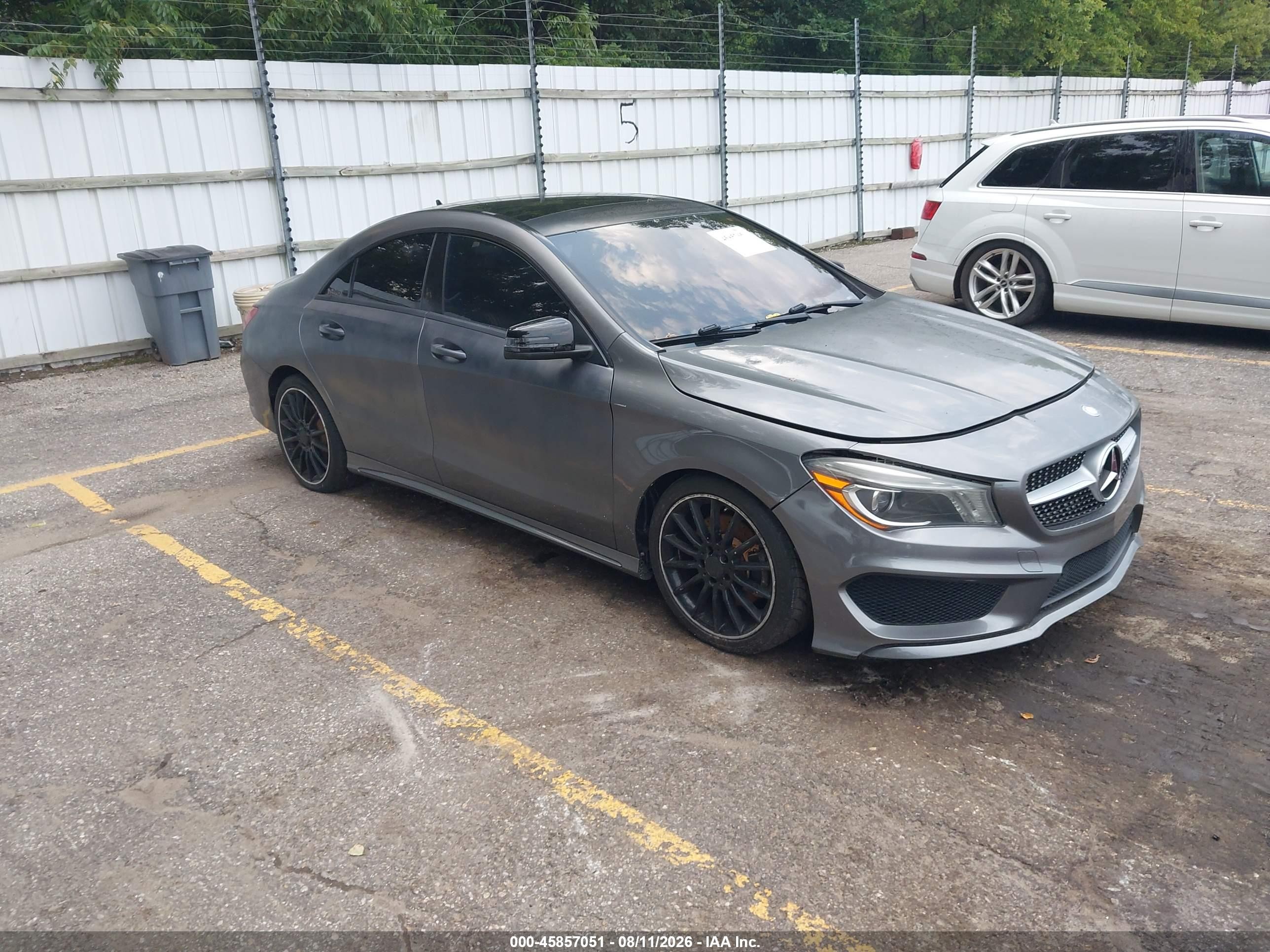 2014 Mercedes-benz Cla 250   Silver vin: WDDSJ4EB9EN028371