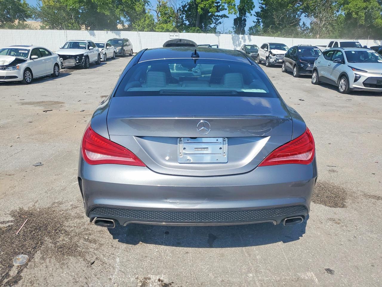 2014 Mercedes-benz Cla 250 Gray vin: WDDSJ4EB9EN028421