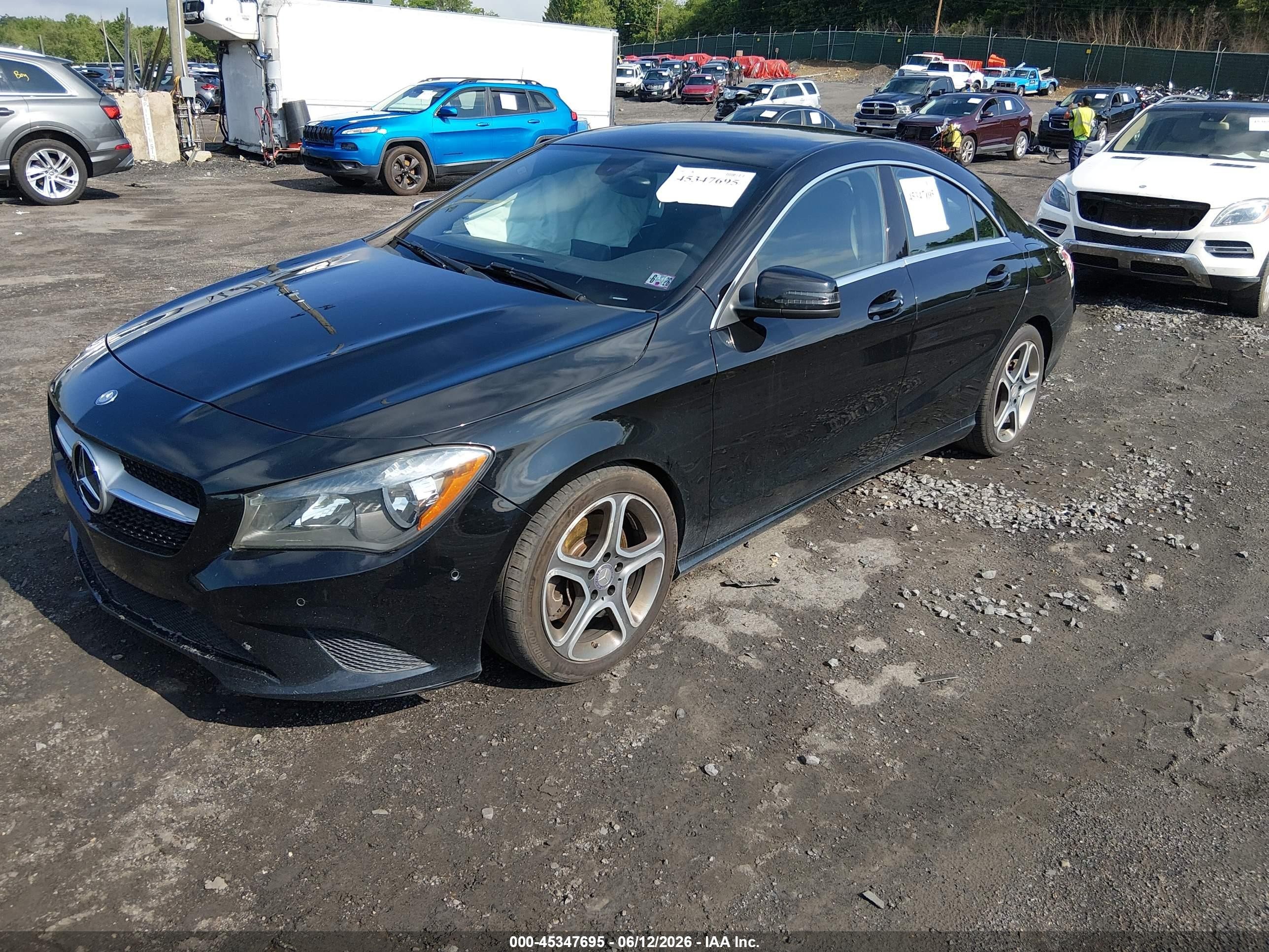 2014 Mercedes-benz Cla 250   Черный vin: WDDSJ4EB9EN053755