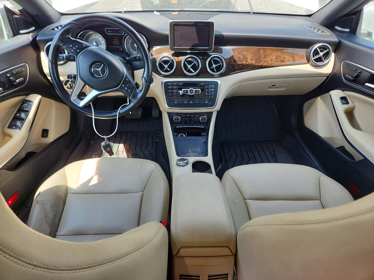 2014 Mercedes-benz Cla 250 White vin: WDDSJ4EB9EN063525