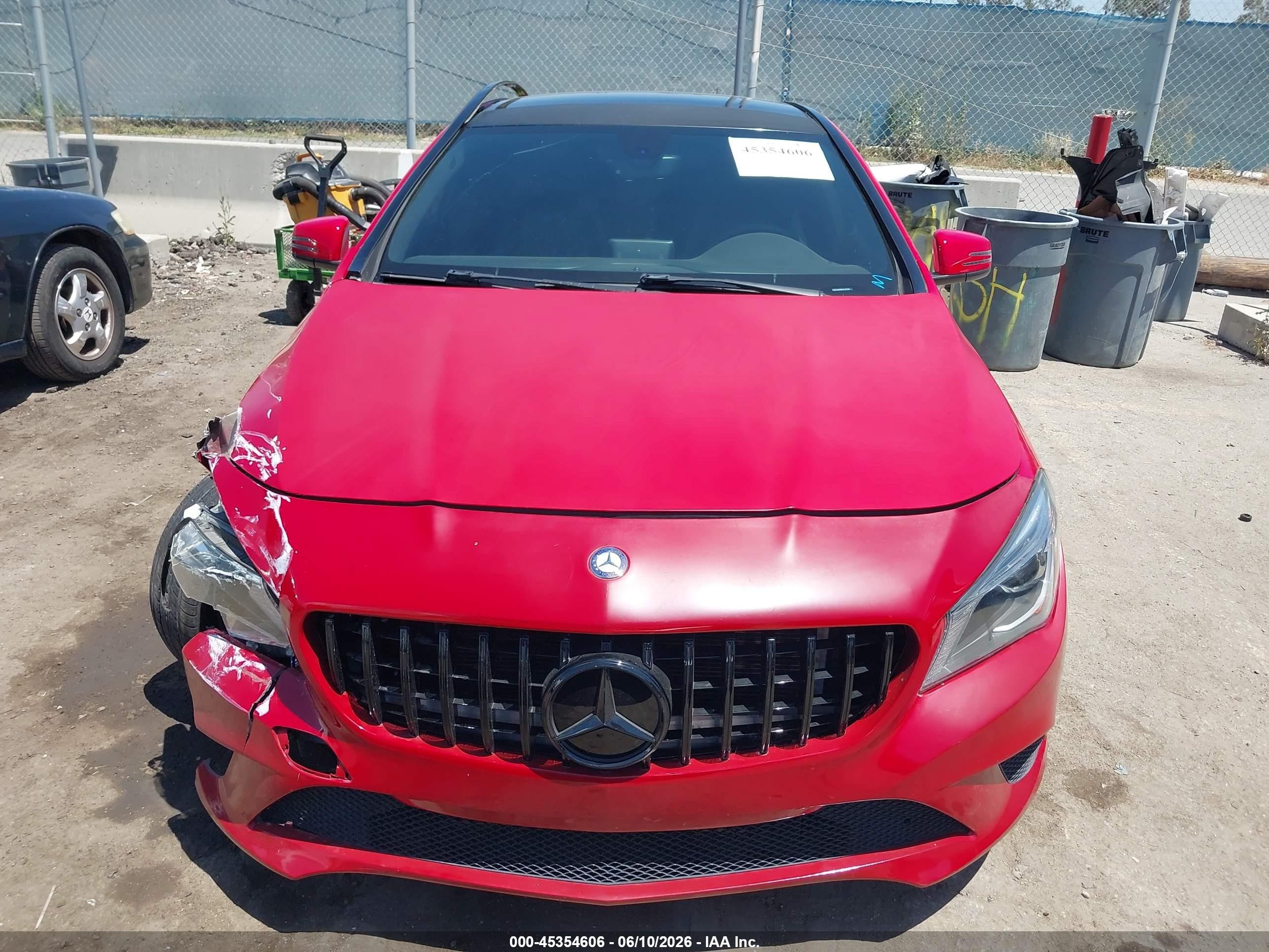 2014 Mercedes-benz Cla 250   Red vin: WDDSJ4EB9EN137204