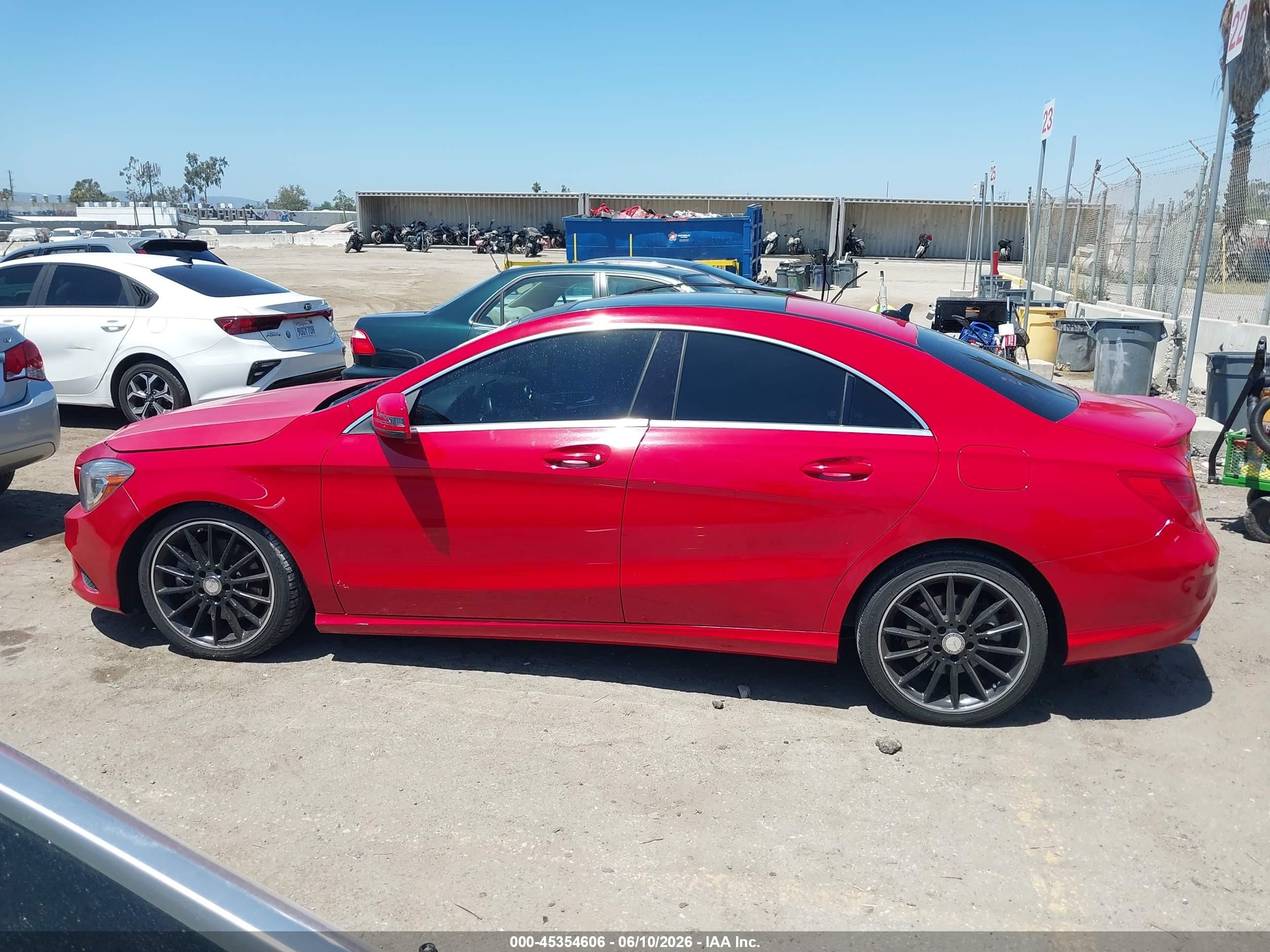 2014 Mercedes-benz Cla 250   Red vin: WDDSJ4EB9EN137204