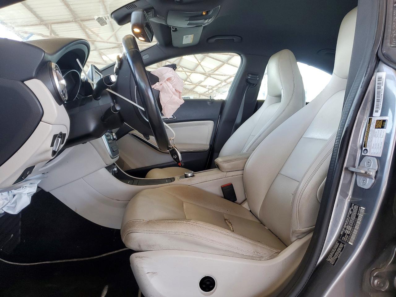 2014 Mercedes-benz Cla 250 Gray vin: WDDSJ4EB9EN144752