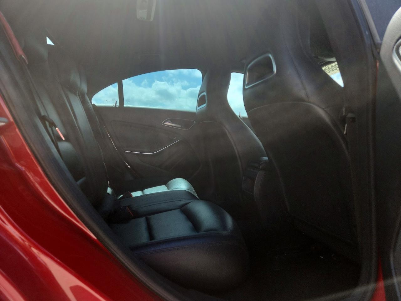 2014 Mercedes-benz Cla 250 Red vin: WDDSJ4EB9EN156996