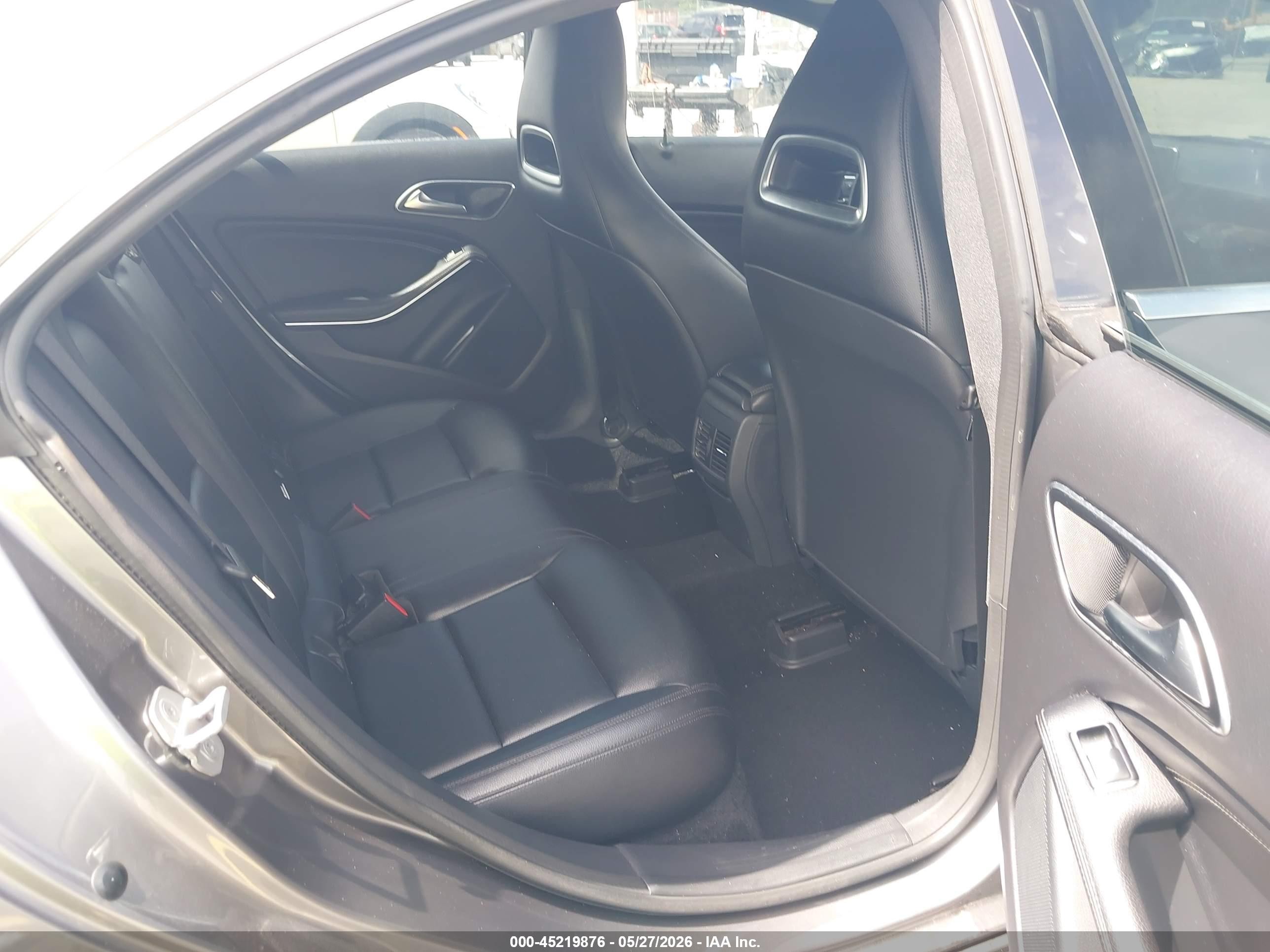 2014 Mercedes-benz Cla 250   Gray vin: WDDSJ4EB9EN157825