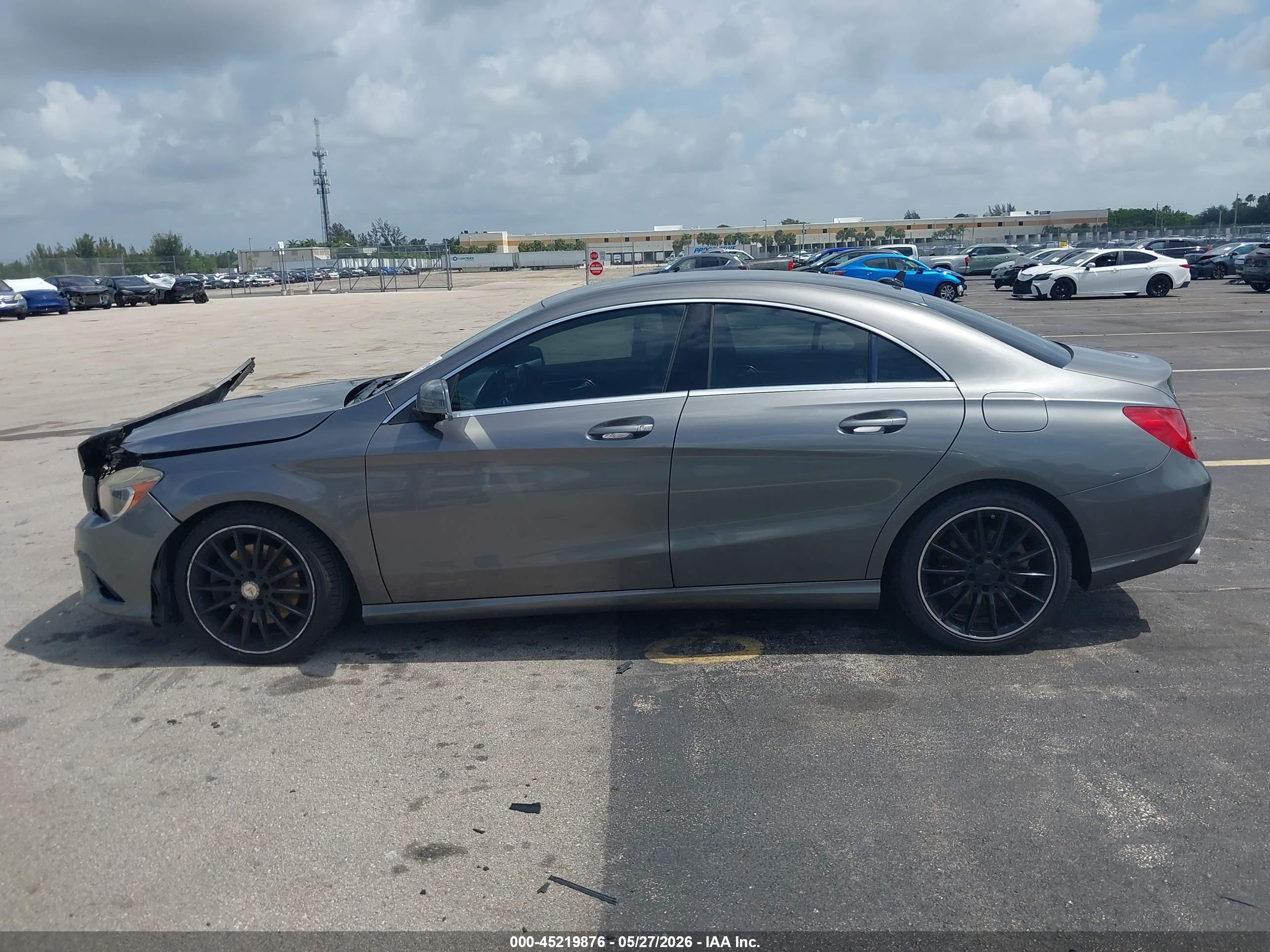 2014 Mercedes-benz Cla 250   Gray vin: WDDSJ4EB9EN157825