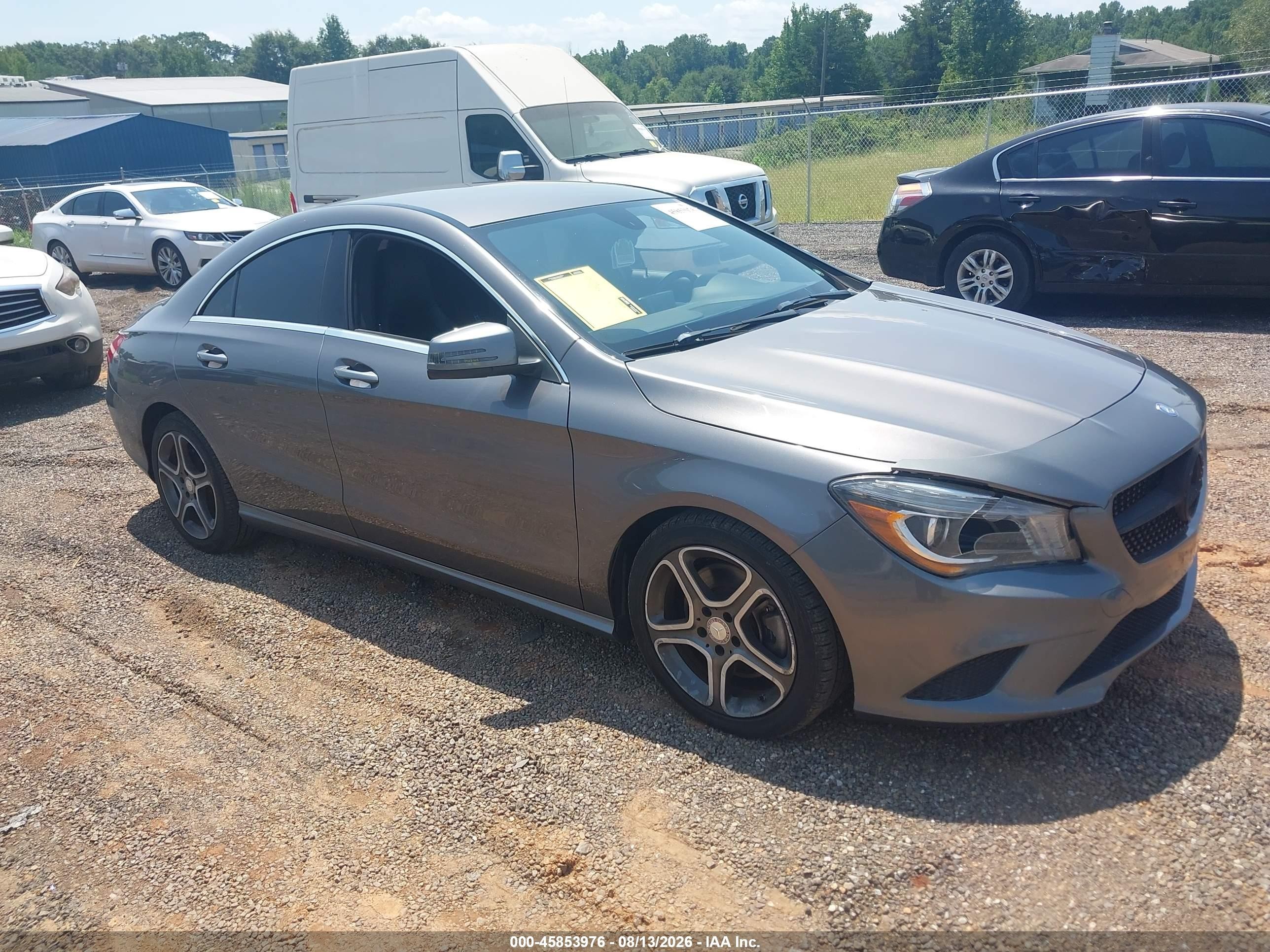 2014 Mercedes-benz Cla 250   Silver vin: WDDSJ4EB9EN158327