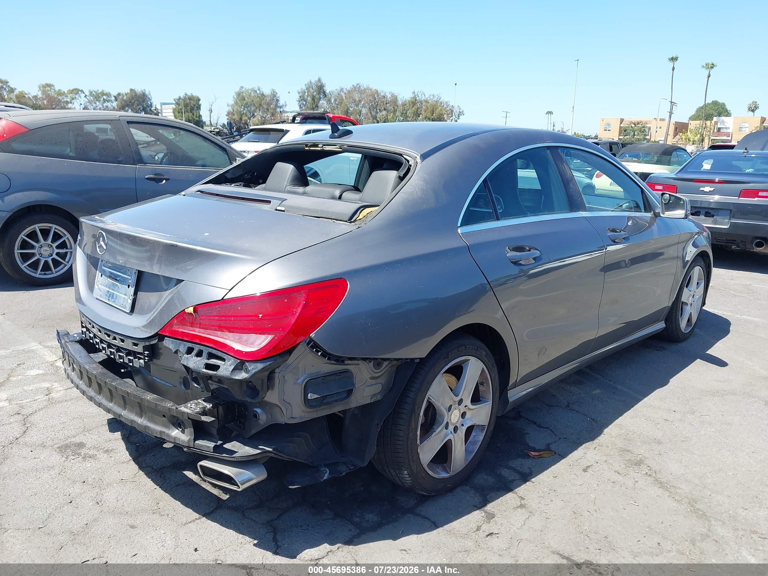 2015 Mercedes-benz Cla 250   Gray vin: WDDSJ4EB9FN162329