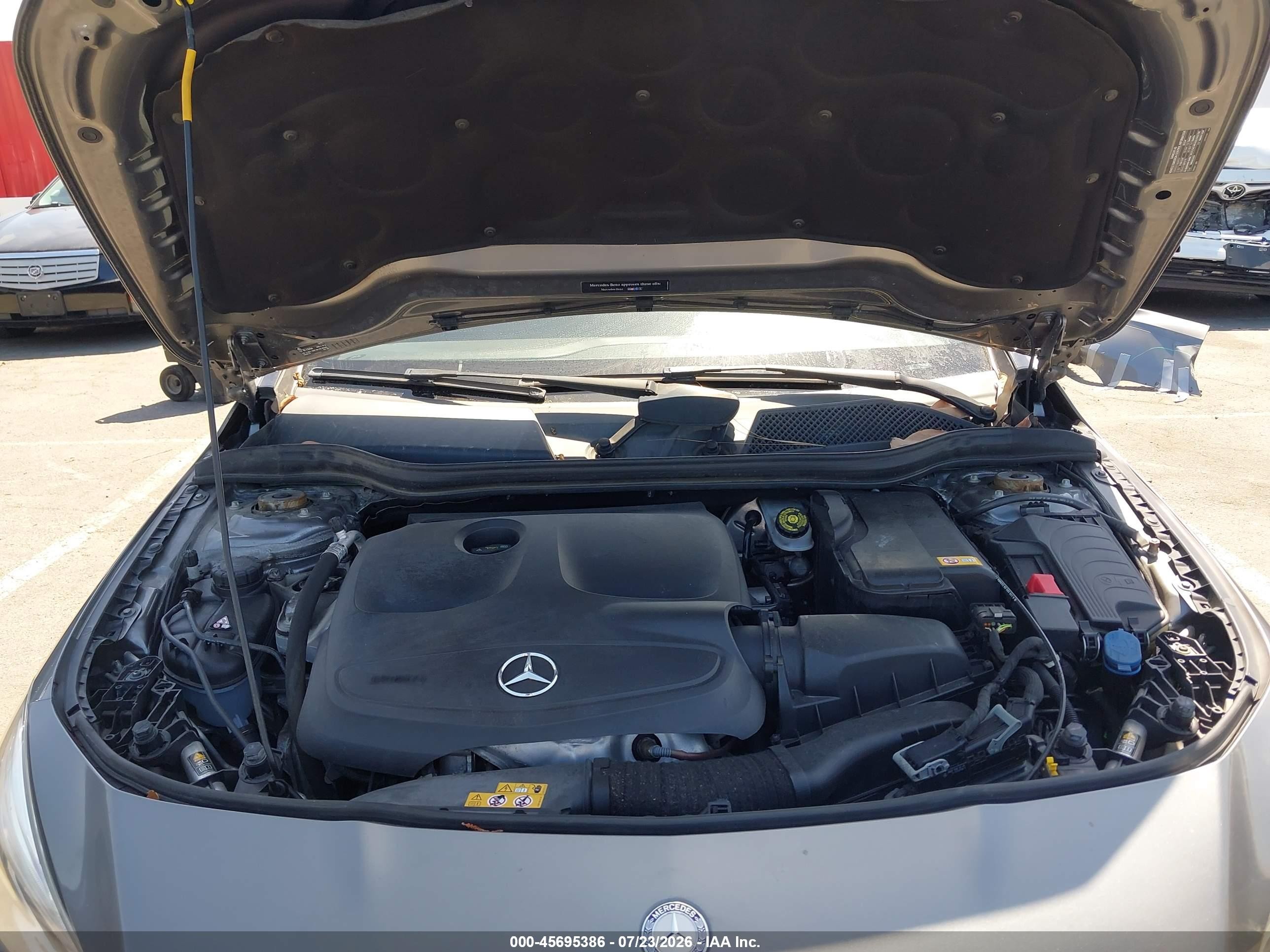 2015 Mercedes-benz Cla 250   Gray vin: WDDSJ4EB9FN162329