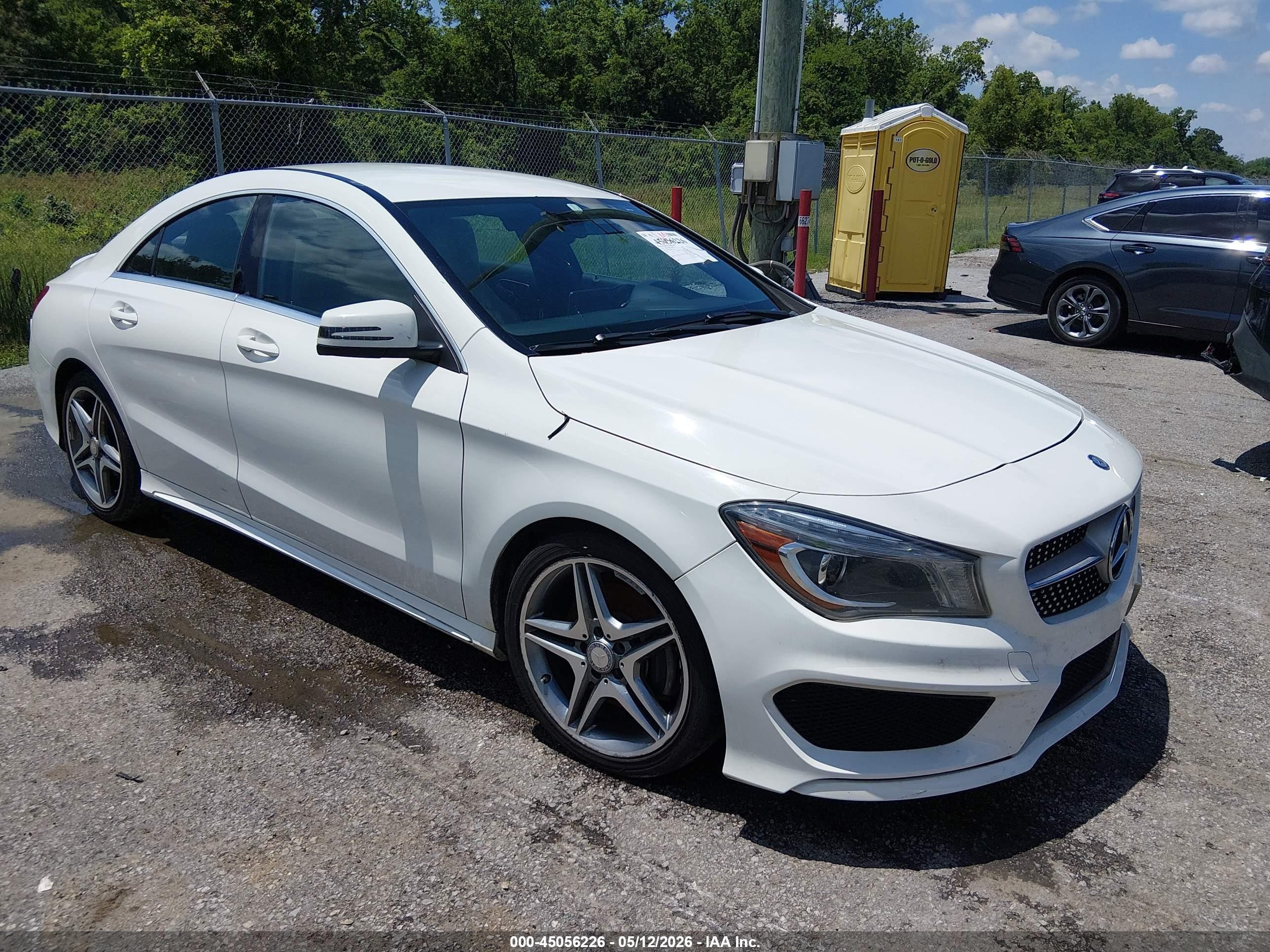 2015 Mercedes-benz Cla 250   White vin: WDDSJ4EB9FN171662