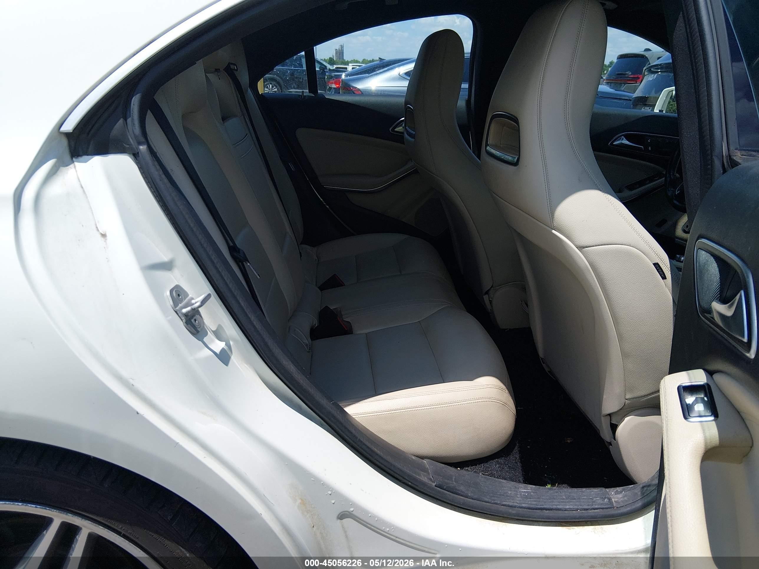 2015 Mercedes-benz Cla 250   White vin: WDDSJ4EB9FN171662