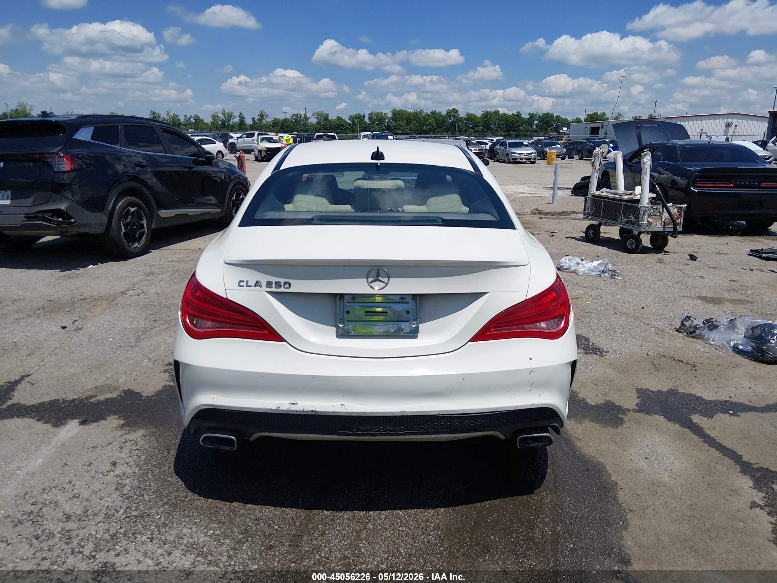 2015 Mercedes-benz Cla 250   White vin: WDDSJ4EB9FN171662